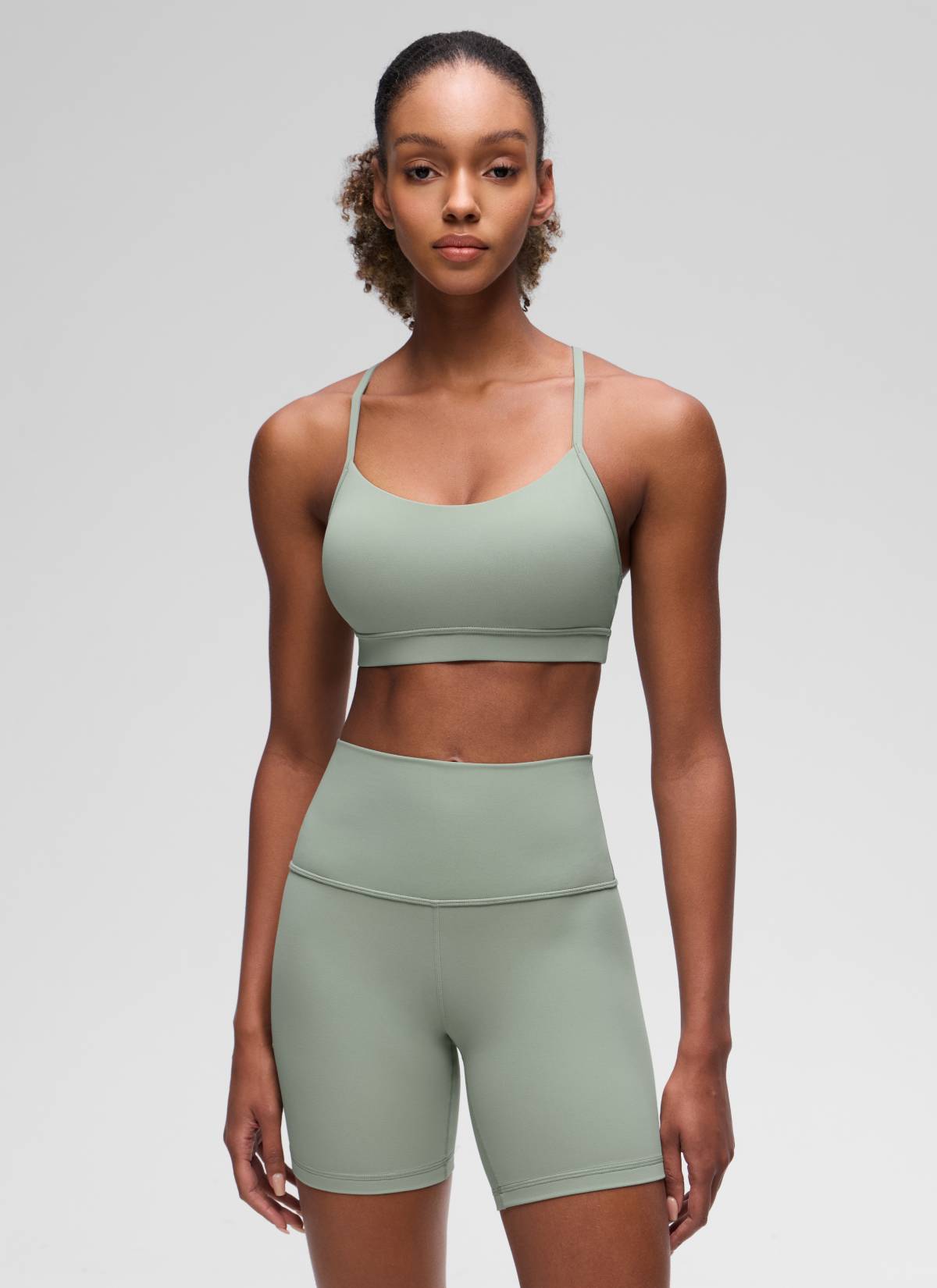 CRZ YOGA Women's Yoga Light Support Butterluxe Sports Bra Y back Green Palm Court @model_info:Patrica