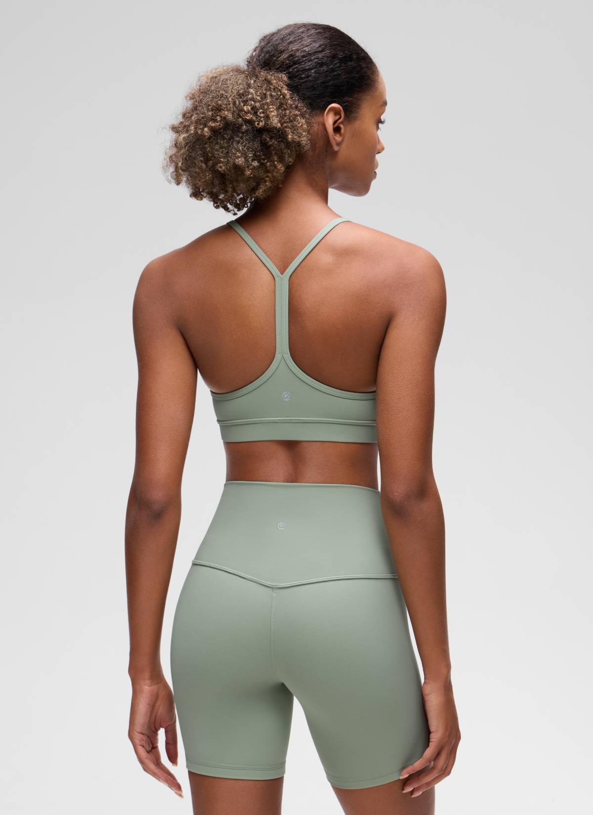 CRZ YOGA Women's Yoga Light Support Butterluxe Sports Bra Y back Green Palm Court @model_info:Patrica