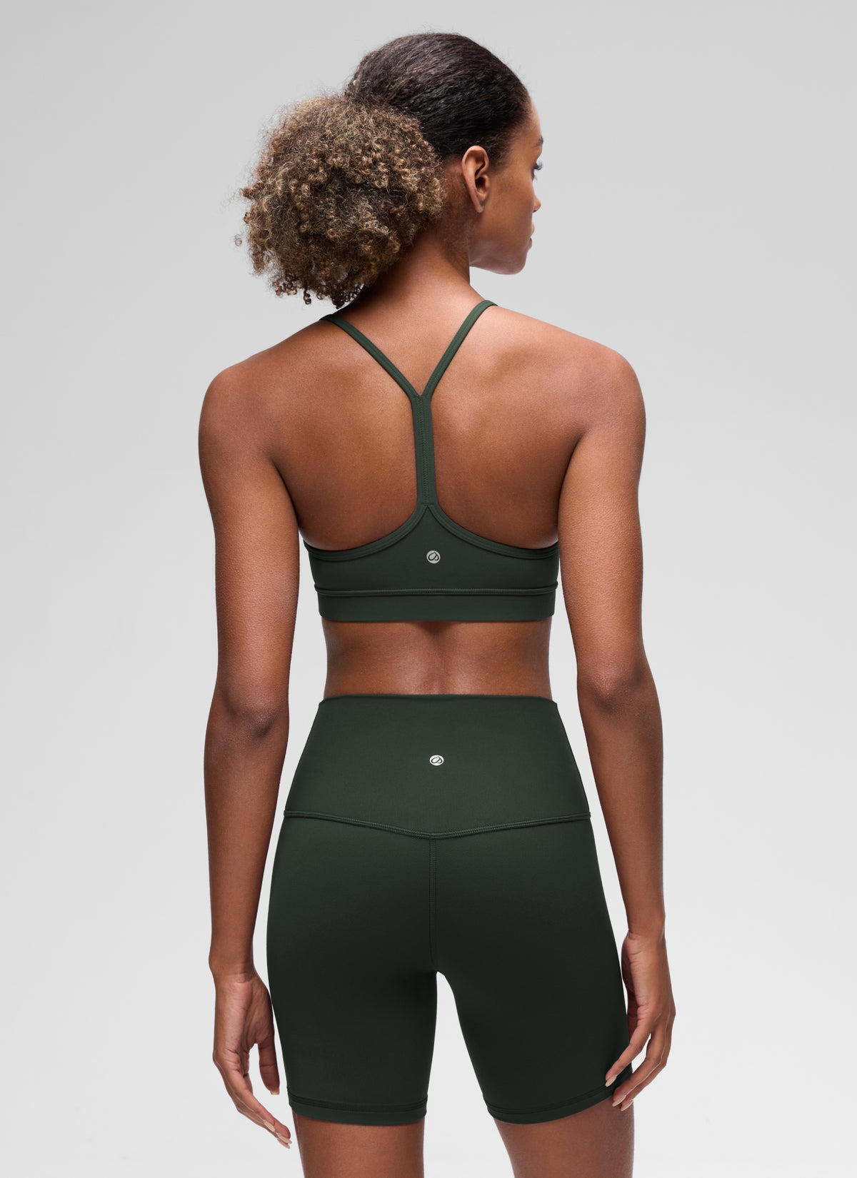 CRZ YOGA Women's Yoga Light Support Butterluxe Sports Bra Y back Legend Green @model_info:Patrica