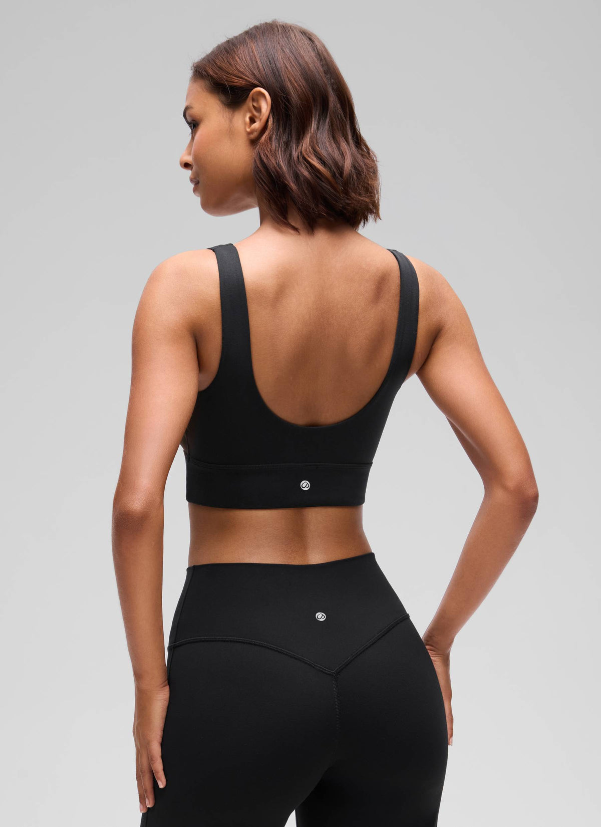 CRZ YOGA Women's Yoga Low Support Butterluxe Sport Bra U Back Longline Black @model_info:Tati