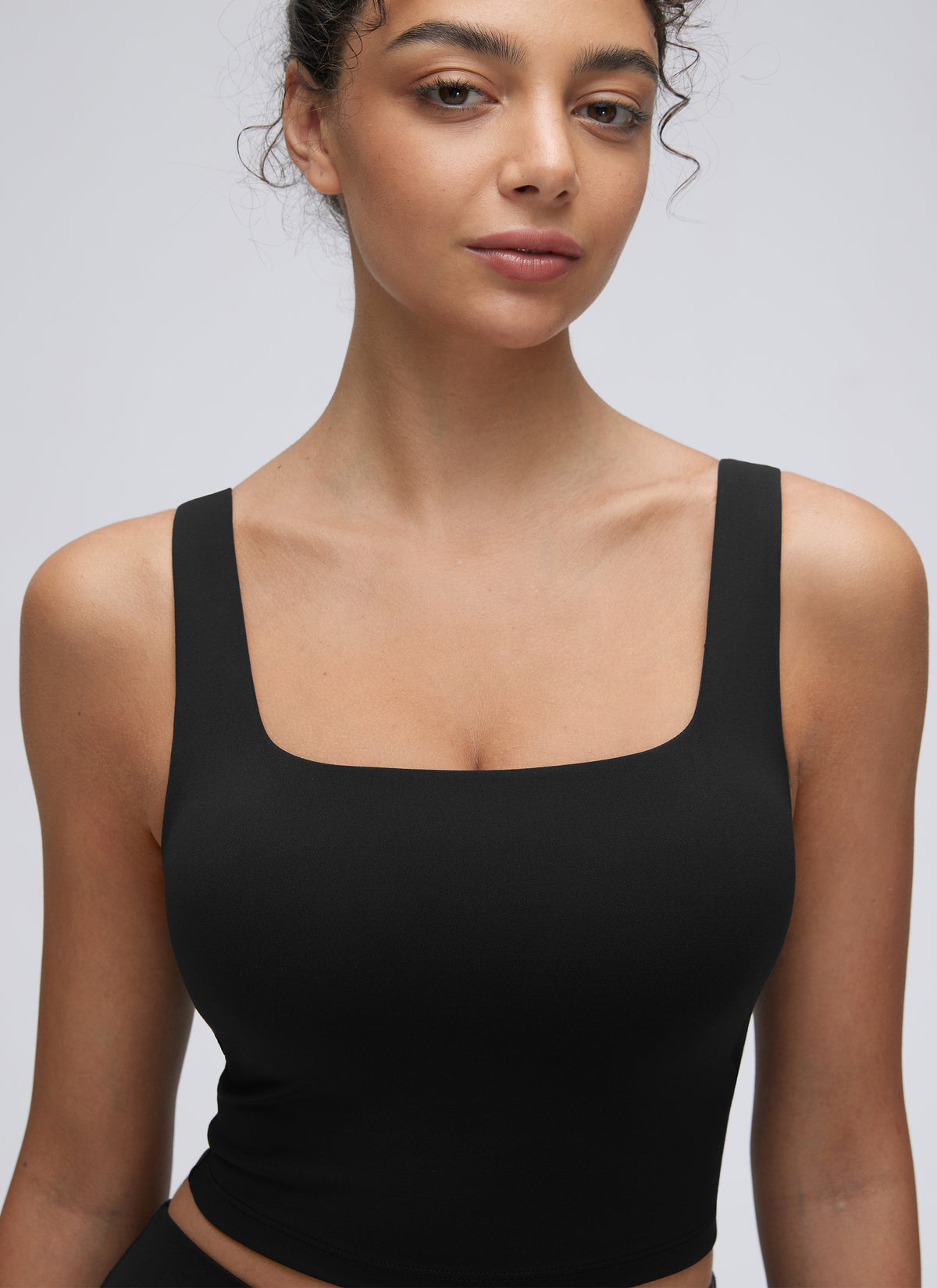 CRZ YOGA Women's Yoga Low Impact Butterluxe Longline Bra Square Neck Black @model_info:Anano