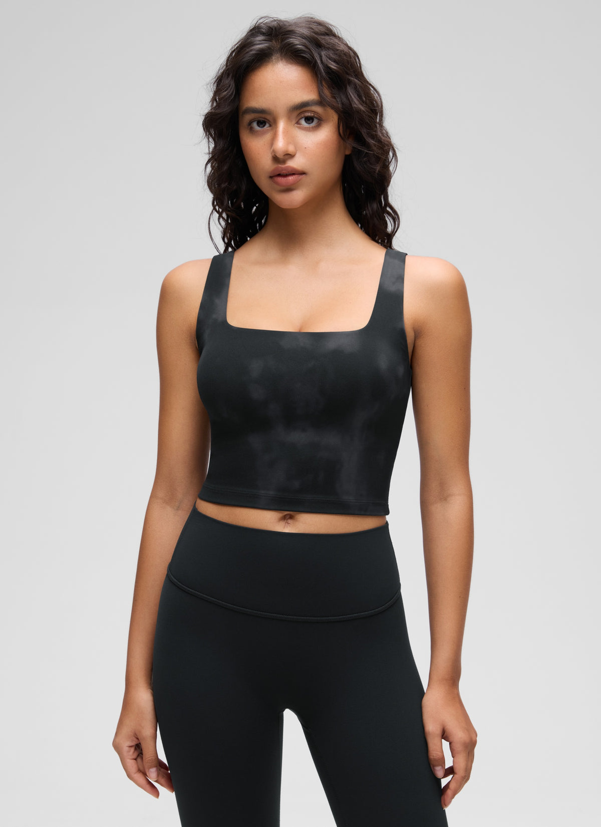 CRZ YOGA Women's Yoga Low Impact Butterluxe Longline Bra Square Neck Black Tie Dye Flowers @model_info:Liss