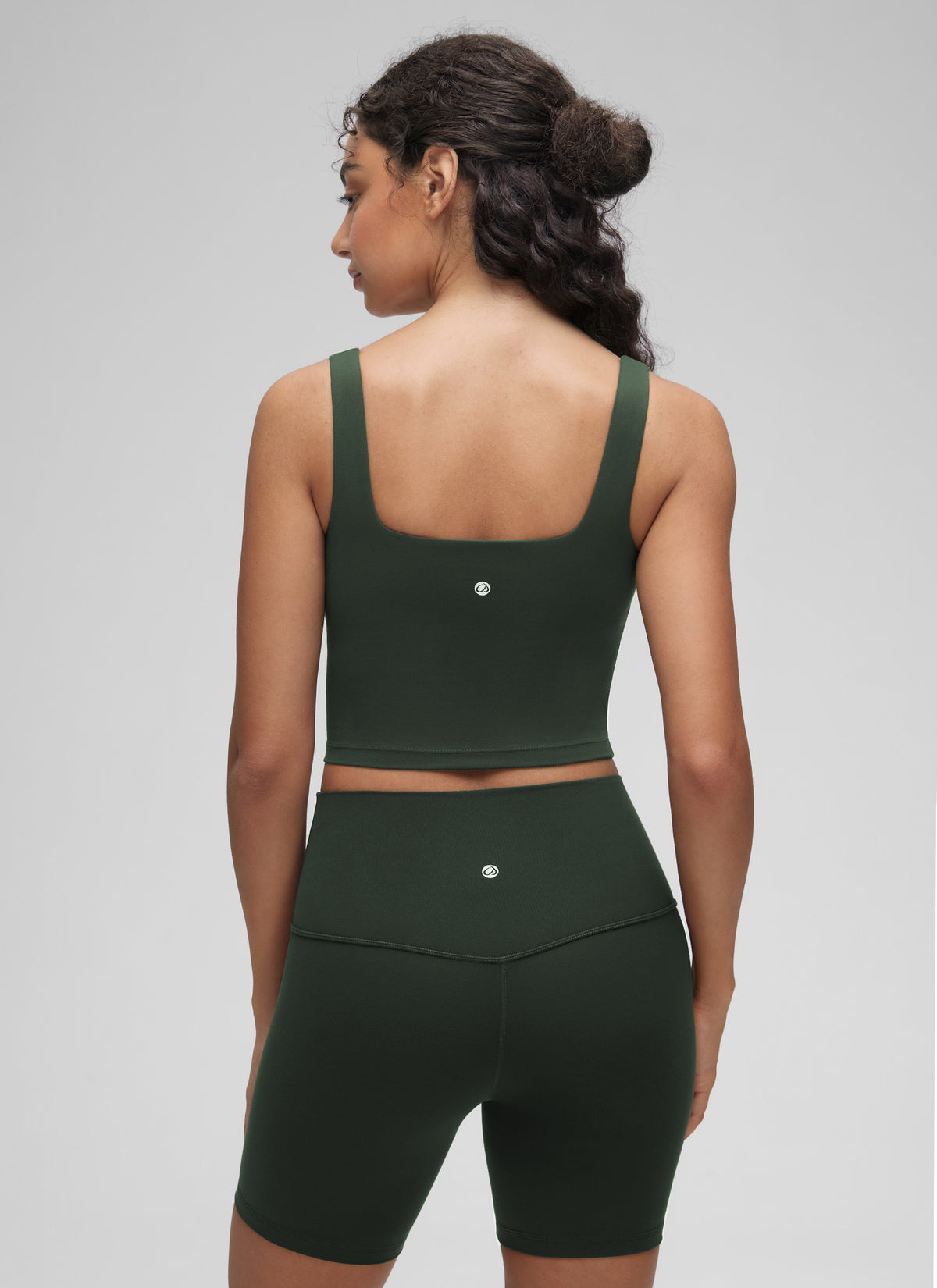 CRZ YOGA Women's Yoga Low Impact Butterluxe Longline Bra Square Neck Legend Green @model_info:Anano