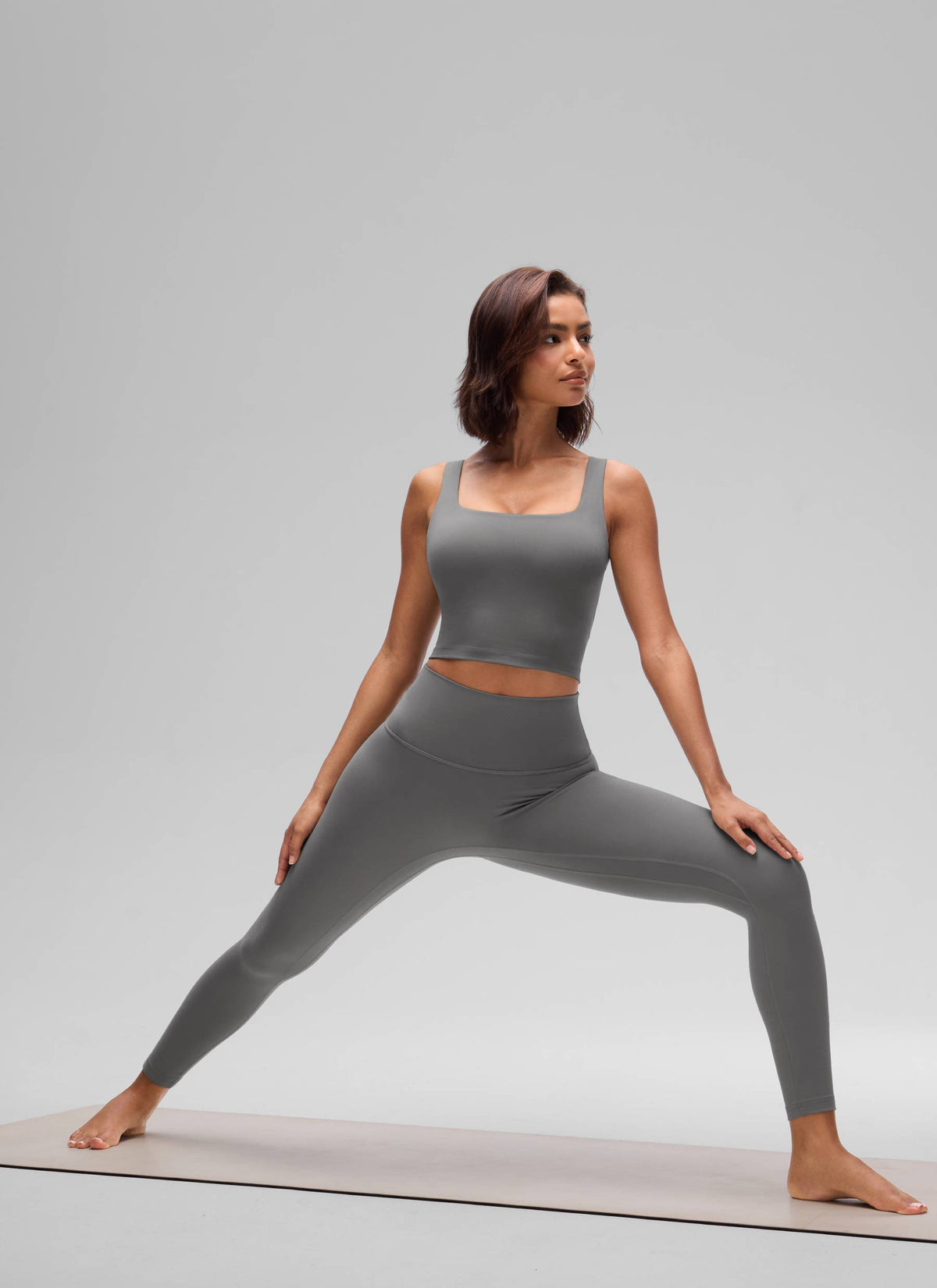 CRZ YOGA Women's Yoga Low Impact Butterluxe Longline Bra Square Neck Ash Grey @model_info:Tati