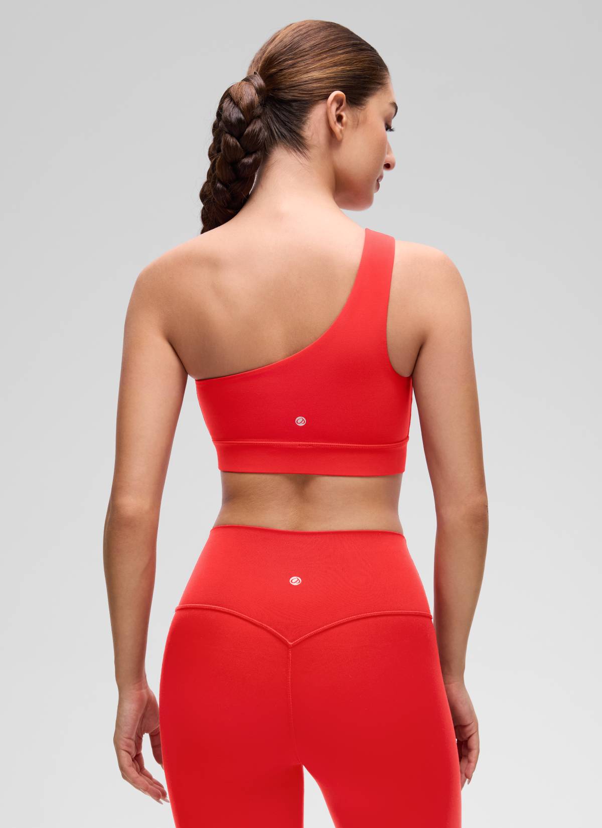 CRZ YOGA Butterluxe Womens One Shoulder Sports Bra Asymmetrical Padded Deep Red @model_info:Inga