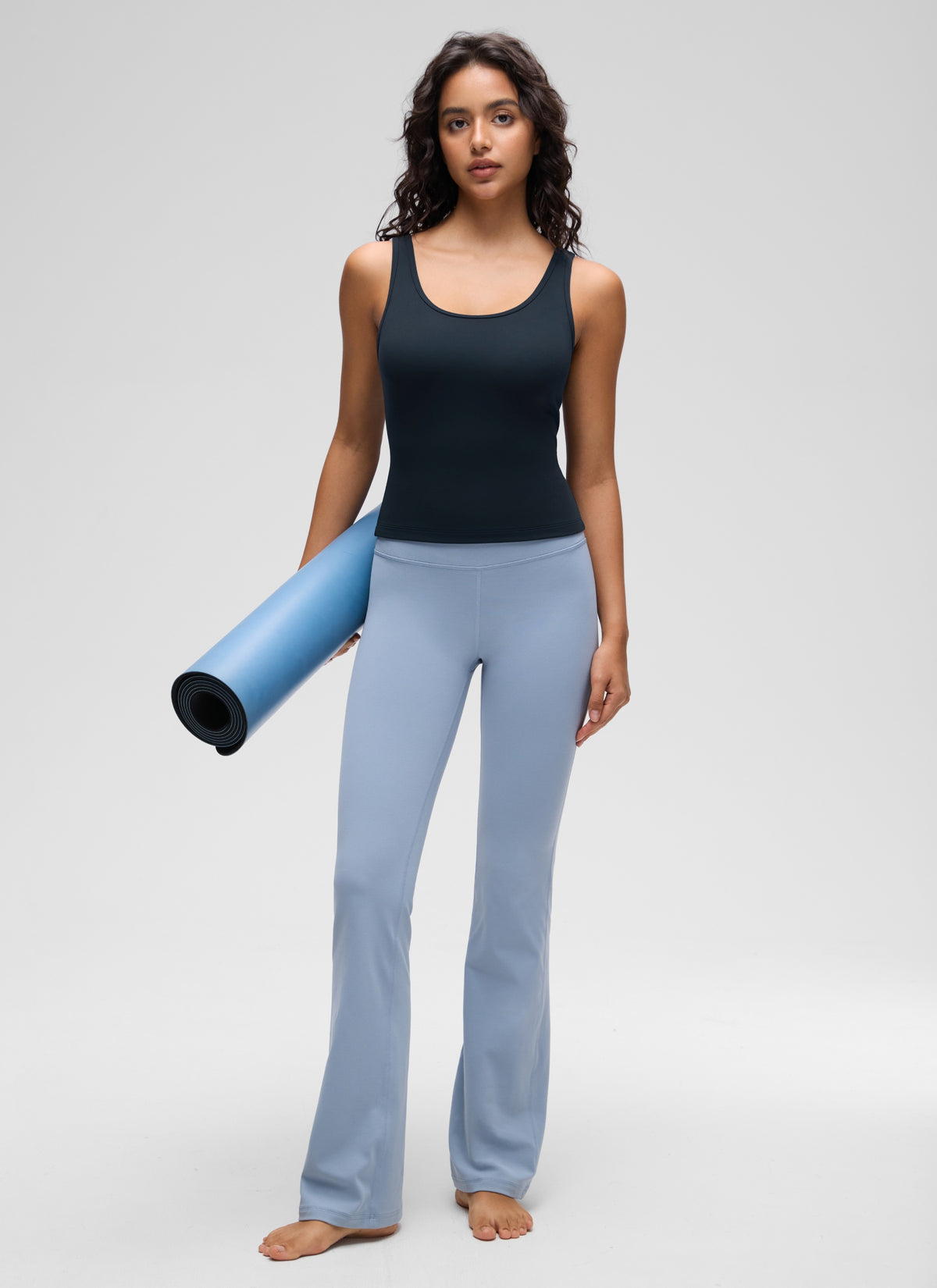 CRZ YOGA Women's Yoga Butterluxe Tight Fit Tank Tops Racerback True Navy @model_info:Liss