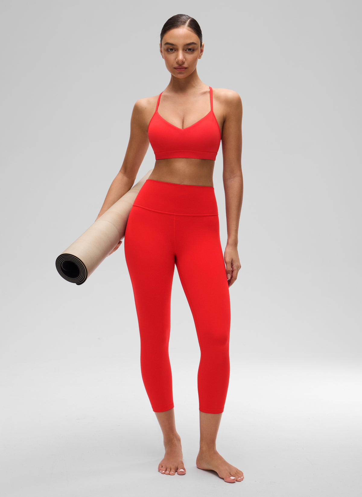 CRZ YOGA Butterluxe Womens V Neck Camisole Yoga Padded Sports Bra Deep Red @model_info:Anano