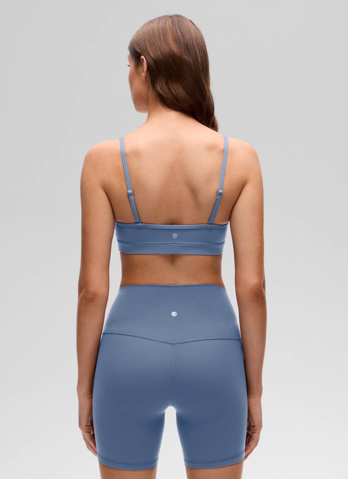 CRZ YOGA Butterluxe Womens V Neck Camisole Yoga Padded Sports Bra Washed Denim @model_info:Gelya