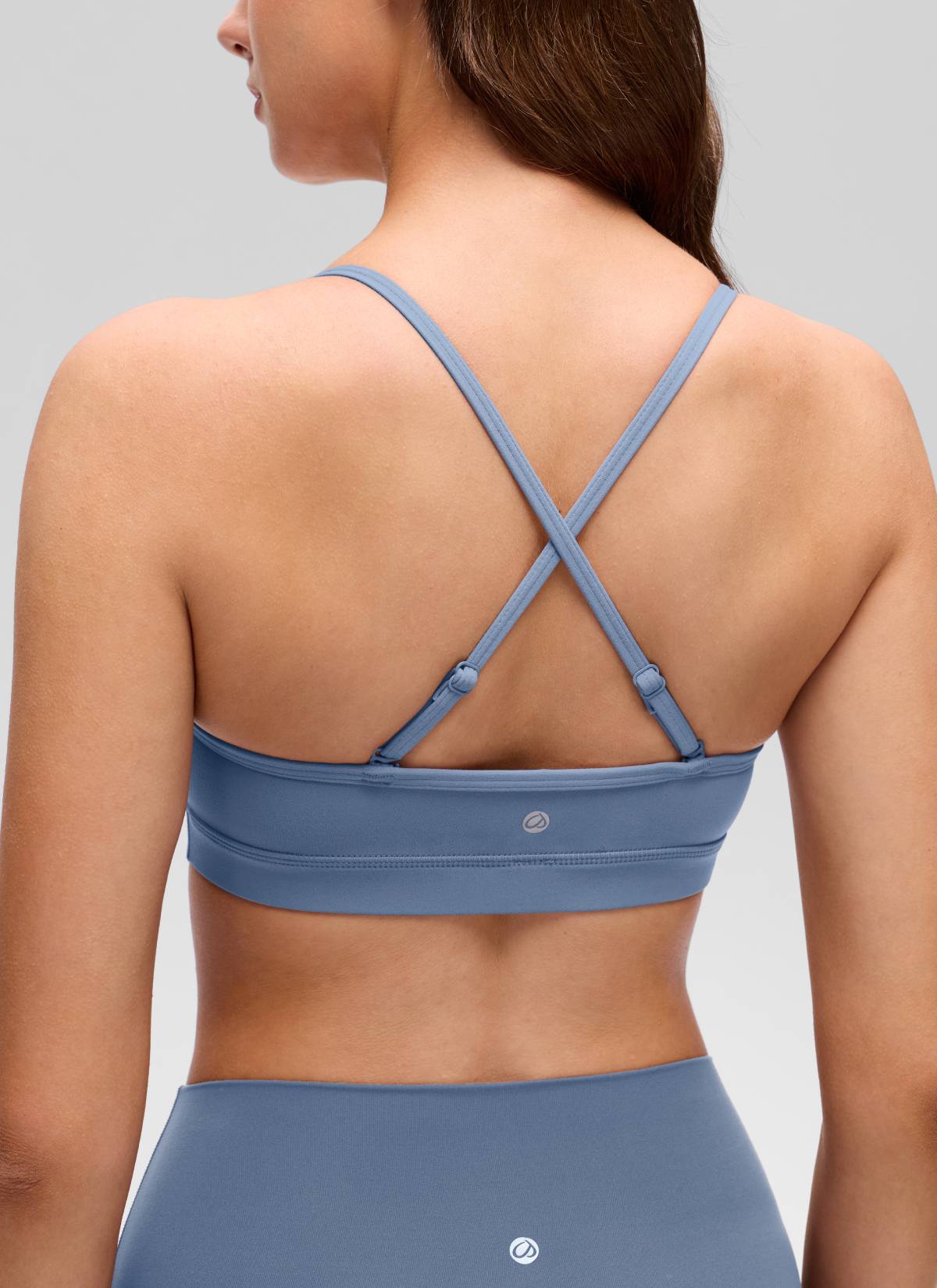 CRZ YOGA Butterluxe Womens V Neck Camisole Yoga Padded Sports Bra Washed Denim @model_info:Gelya
