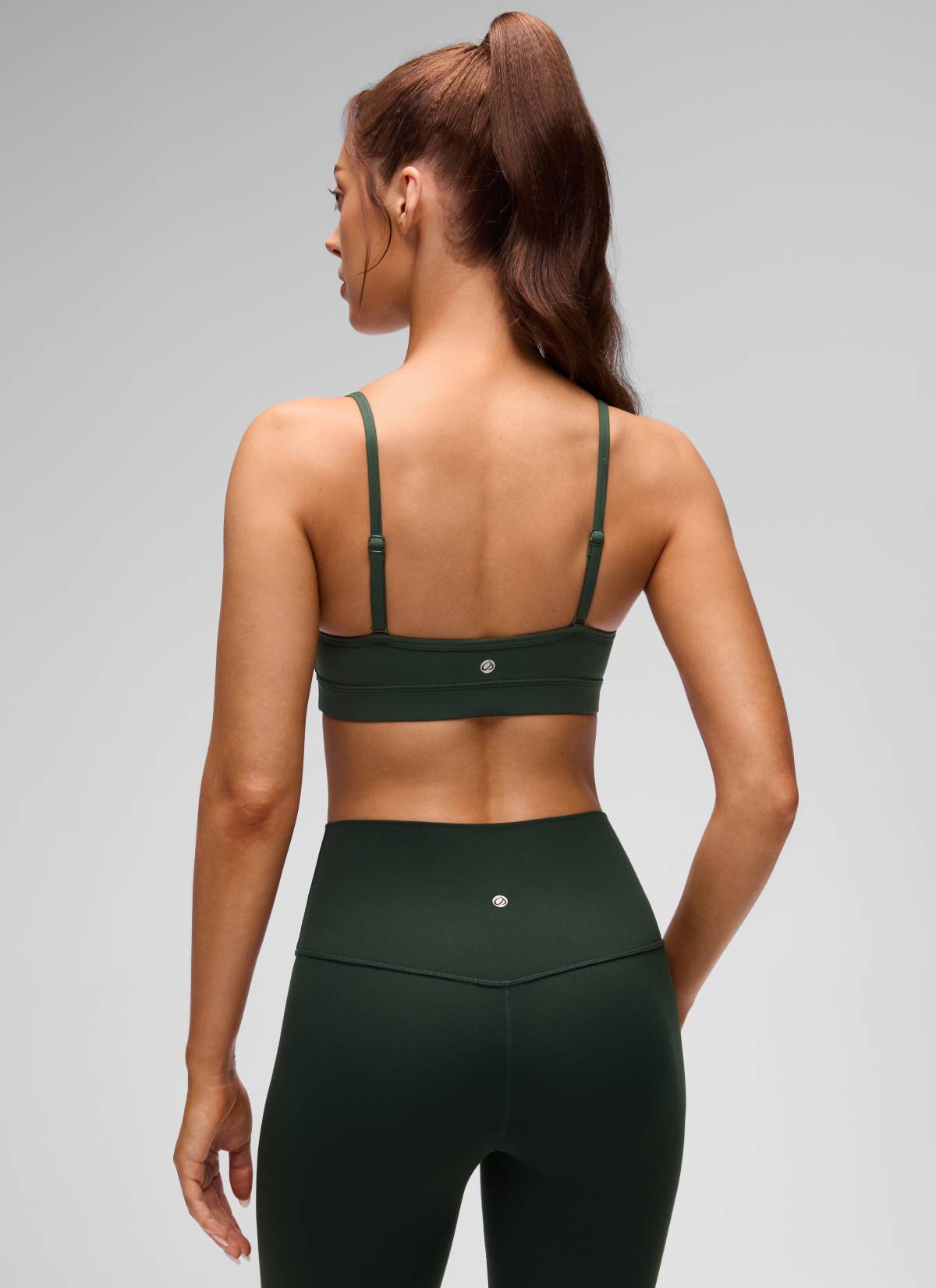 CRZ YOGA Butterluxe Womens V Neck Camisole Yoga Padded Sports Bra Legend Green @model_info:Lary