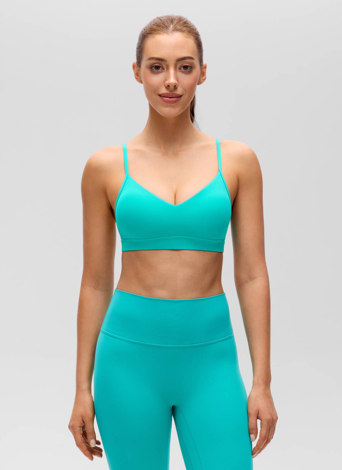 CRZ YOGA Butterluxe Womens V Neck Camisole Yoga Padded Sports Bra Tropics Teal @model_info:Lary