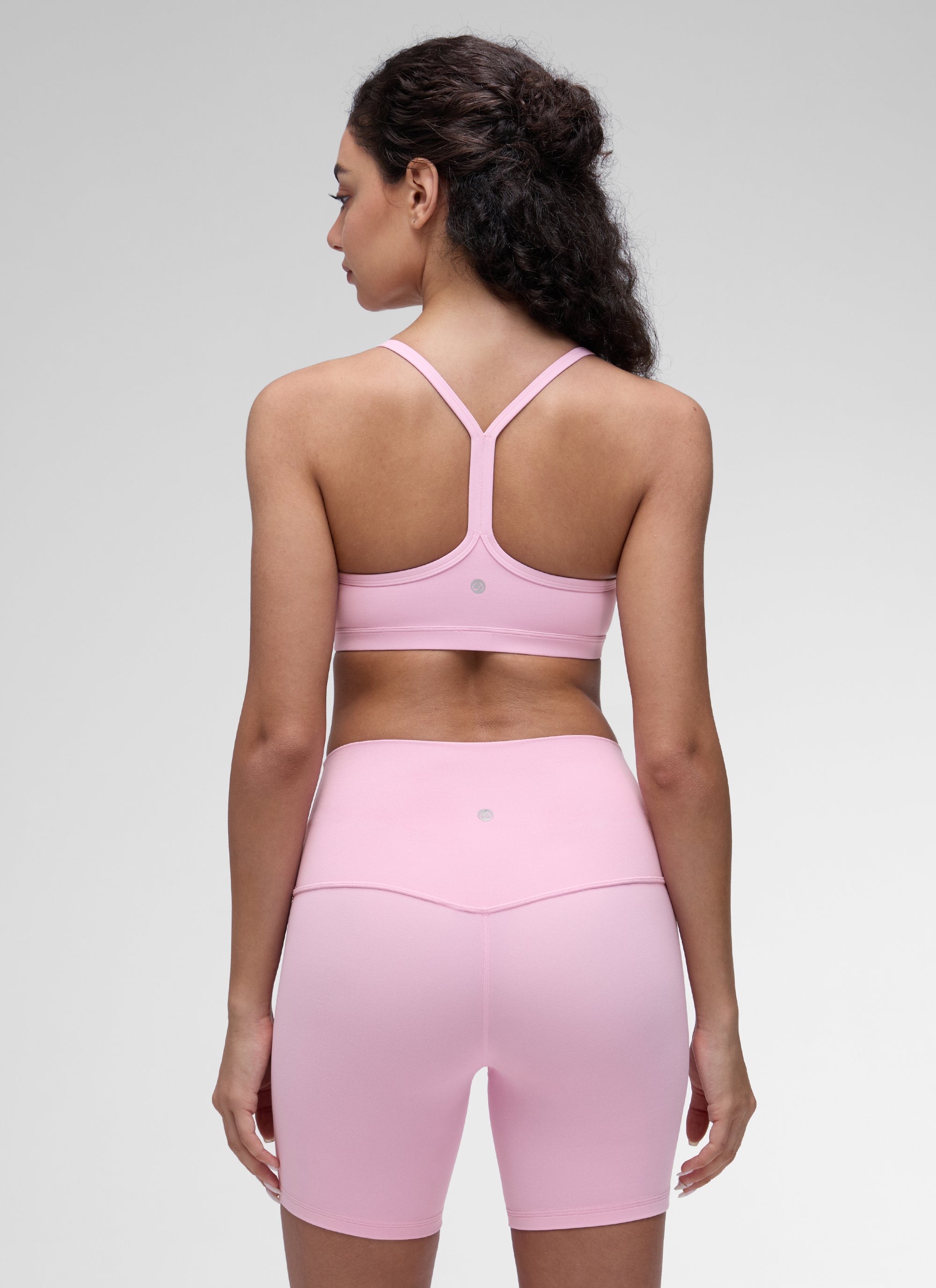 CRZ YOGA Butterluxe Womens Ruched V Neck Yoga Padded Sports Bra Vita Pink @model_info:Anano