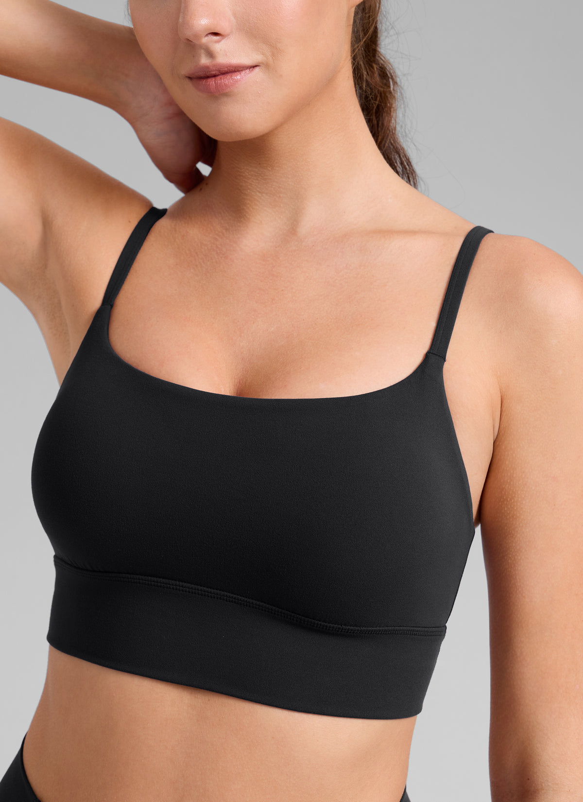 CRZ YOGA Women's Butterlift Yoga Longline Built in Bra Sports Bra Black @model_info:Gelya