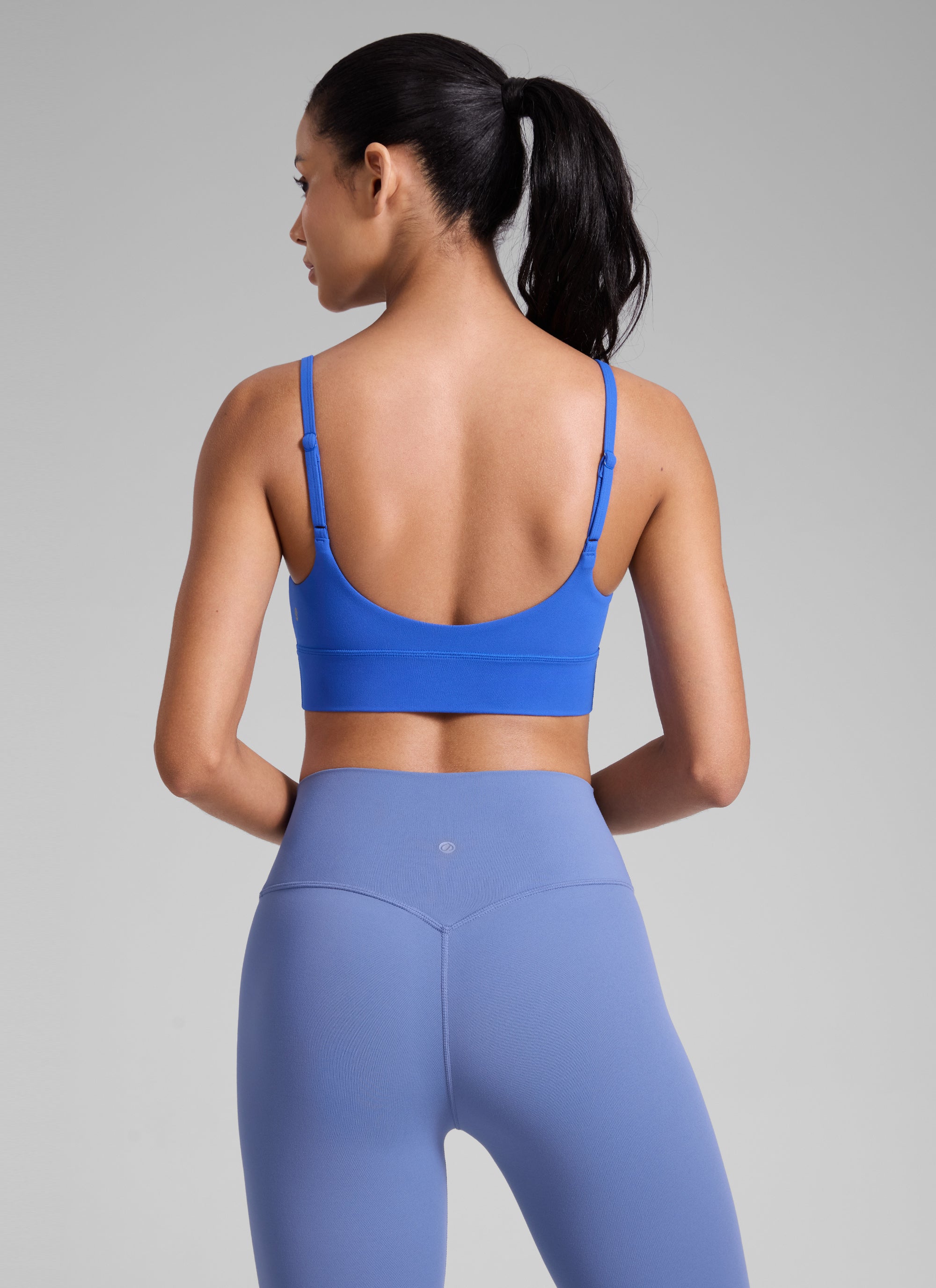 CRZ YOGA Women's Butterlift Yoga Longline Built in Bra Sports Bra Royal @model_info:Angelly