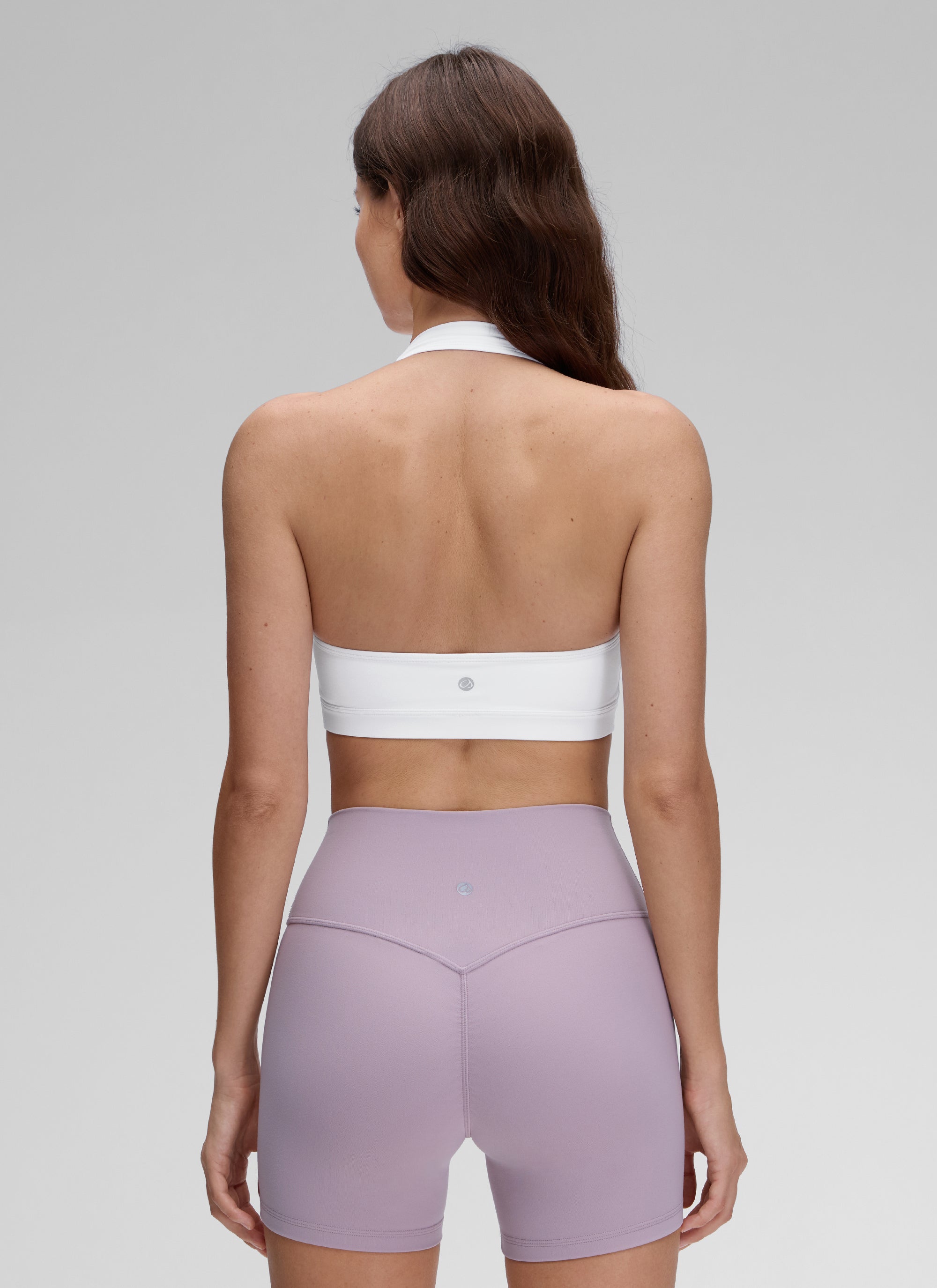 CRZ YOGA Womens Yoga Scoop Neck Padded Open Back Sports Bras White @model_info:Kerr