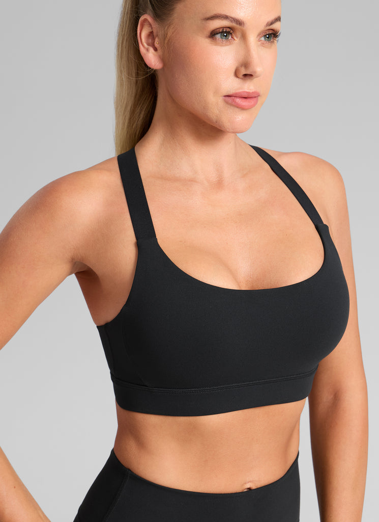 CRZ YOGA Women's Butterbreeze Training Scoop Neck RacerBack Sports Bra Black