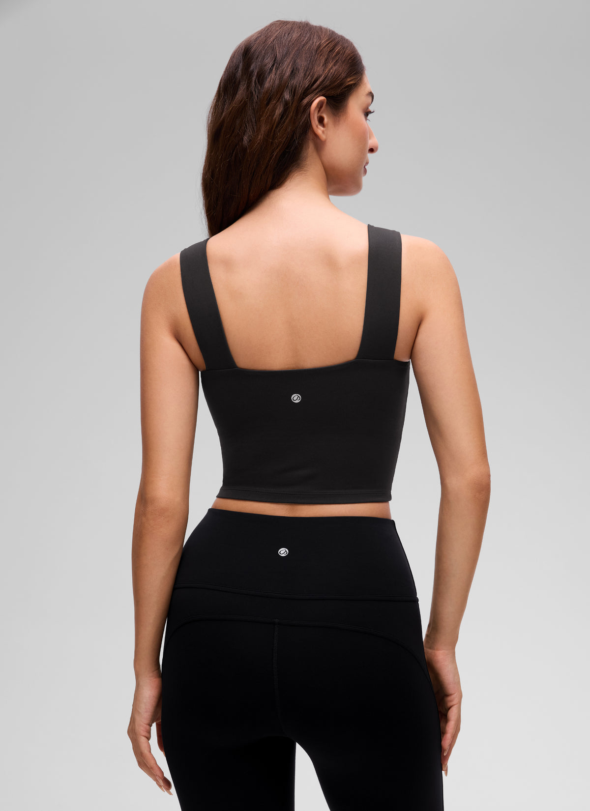 CRZ YOGA Women's Butterluxe Square Neck Crop Built in Bra Tank Black @model_info:Inga