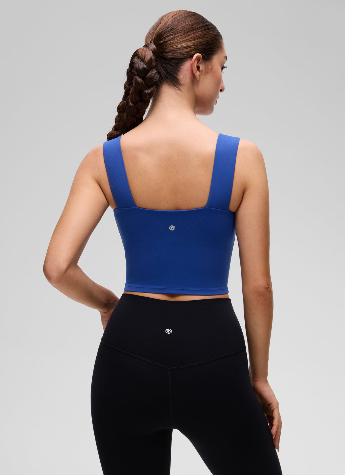 CRZ YOGA Women's Butterluxe Square Neck Crop Built in Bra Tank Waves Blue @model_info:Inga