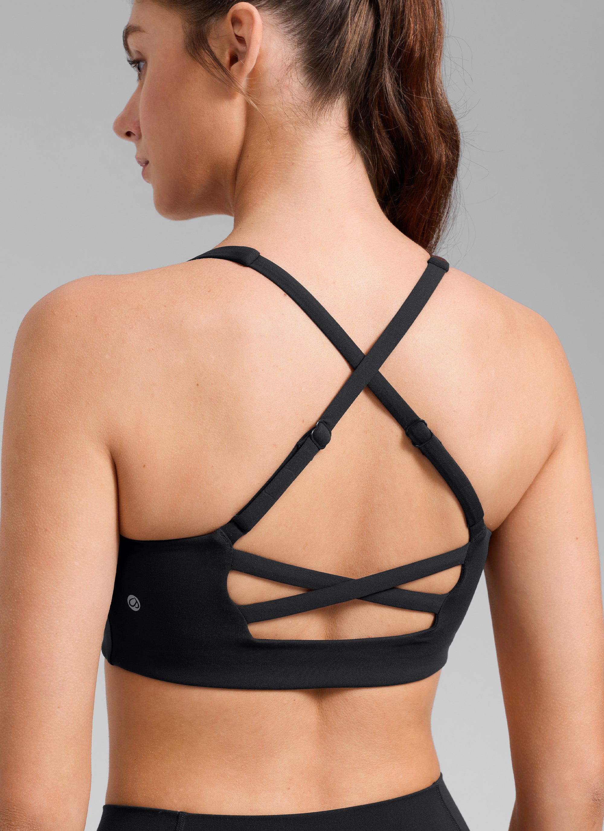 CRZ YOGA Women's Butterlift Workout Cross Back Built in Bra Sports Bra Black
