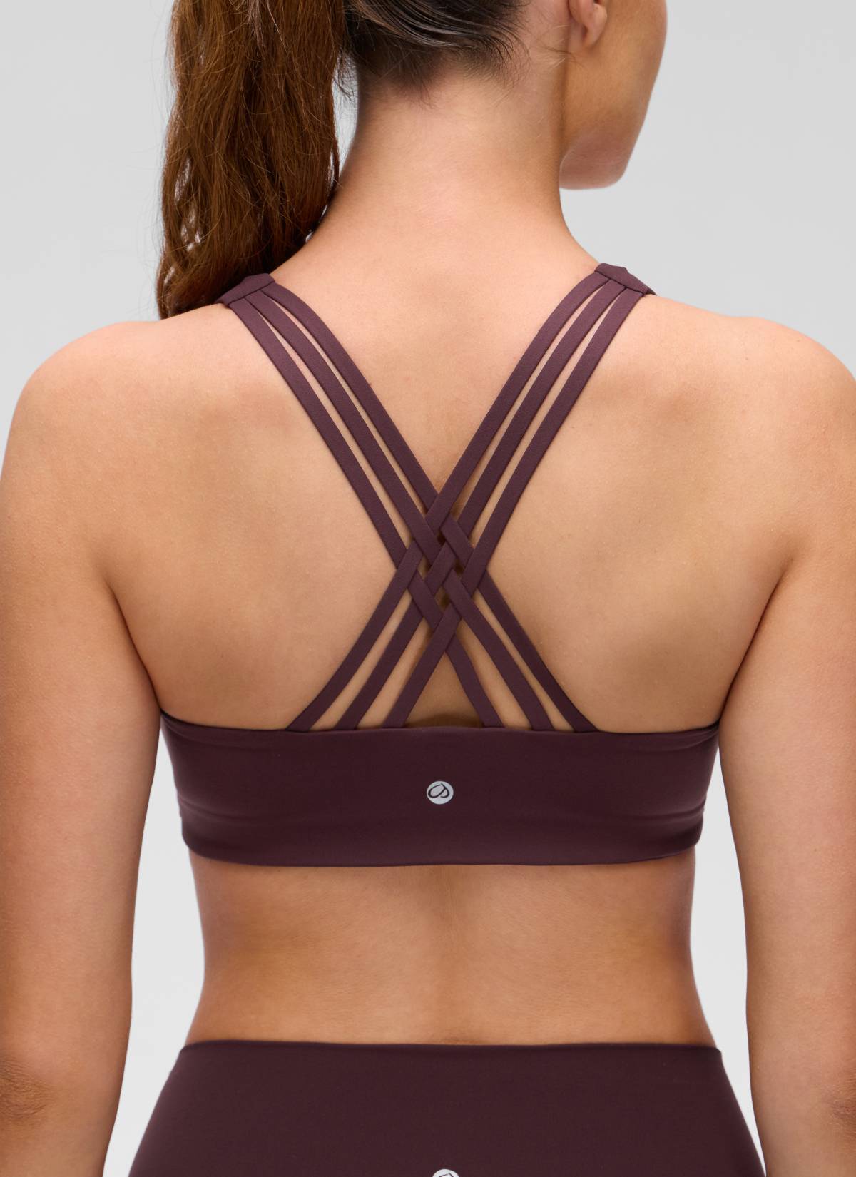 CRZ YOGA Women's Butterluxe Yoga V Neck Strappy Back Sports Bra Ripe Plum @model_info:Gelya