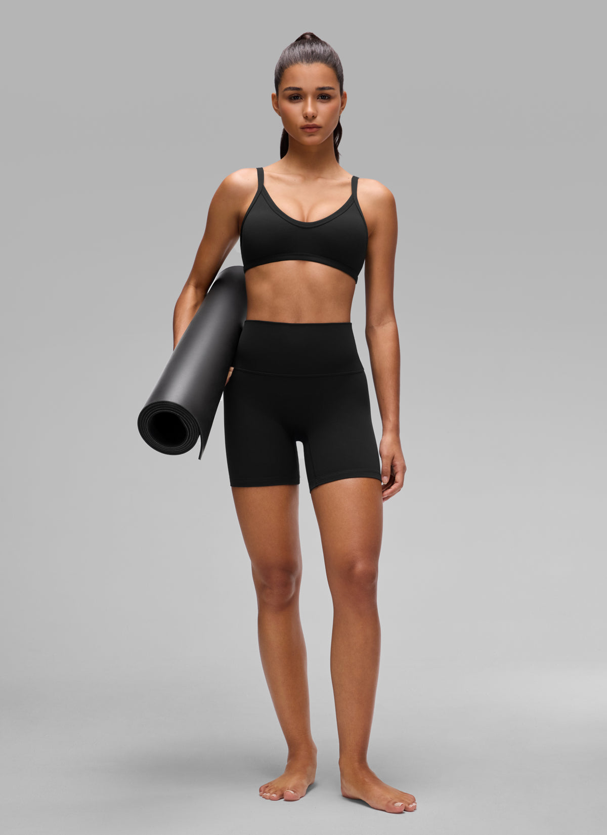 CRZ YOGA Butterlift Women's Double Lined V Neck Workout Sports Bras Black