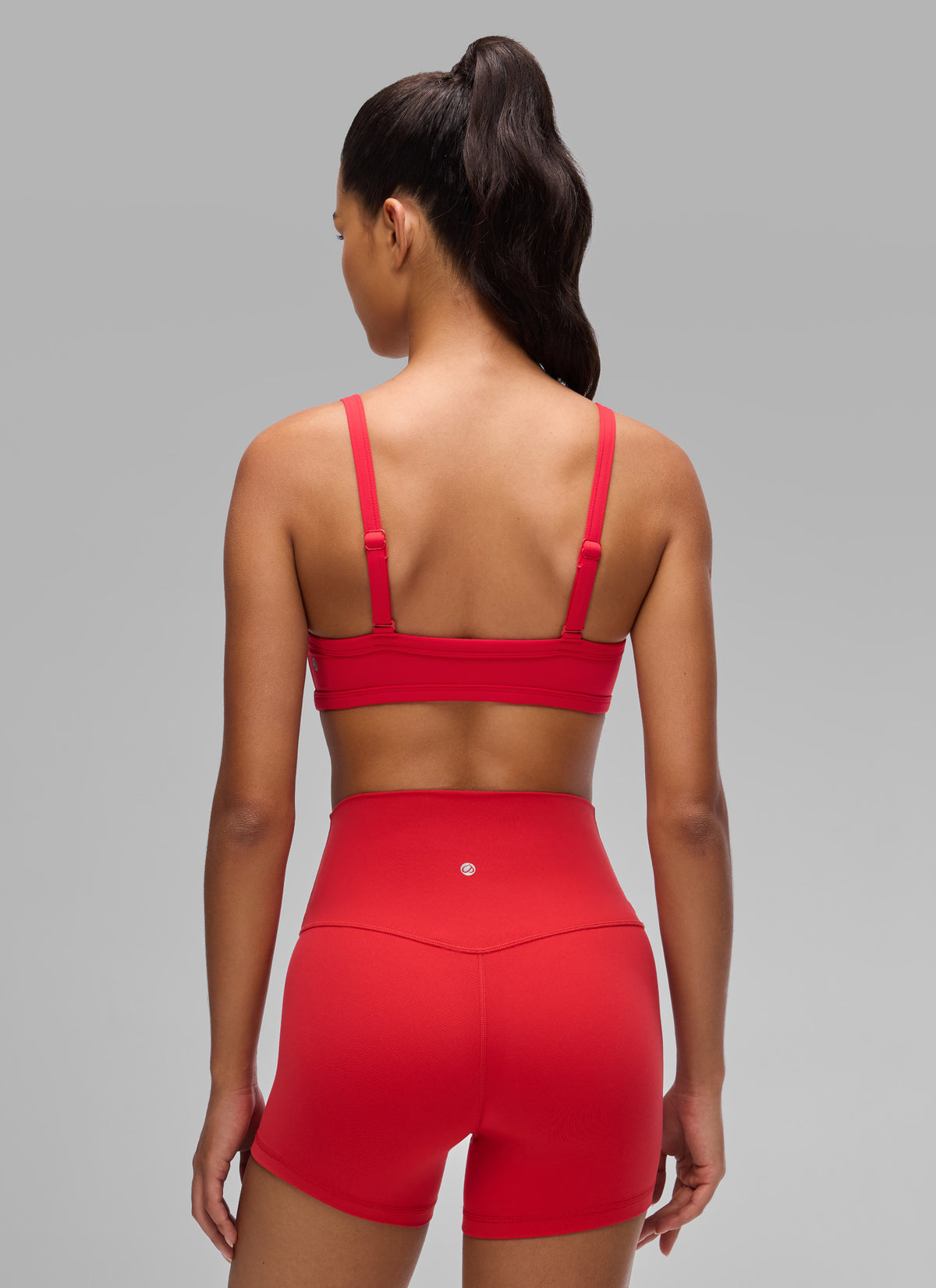 CRZ YOGA Butterlift Women's Double Lined V Neck Workout Sports Bras Aurora Red @model_info:A