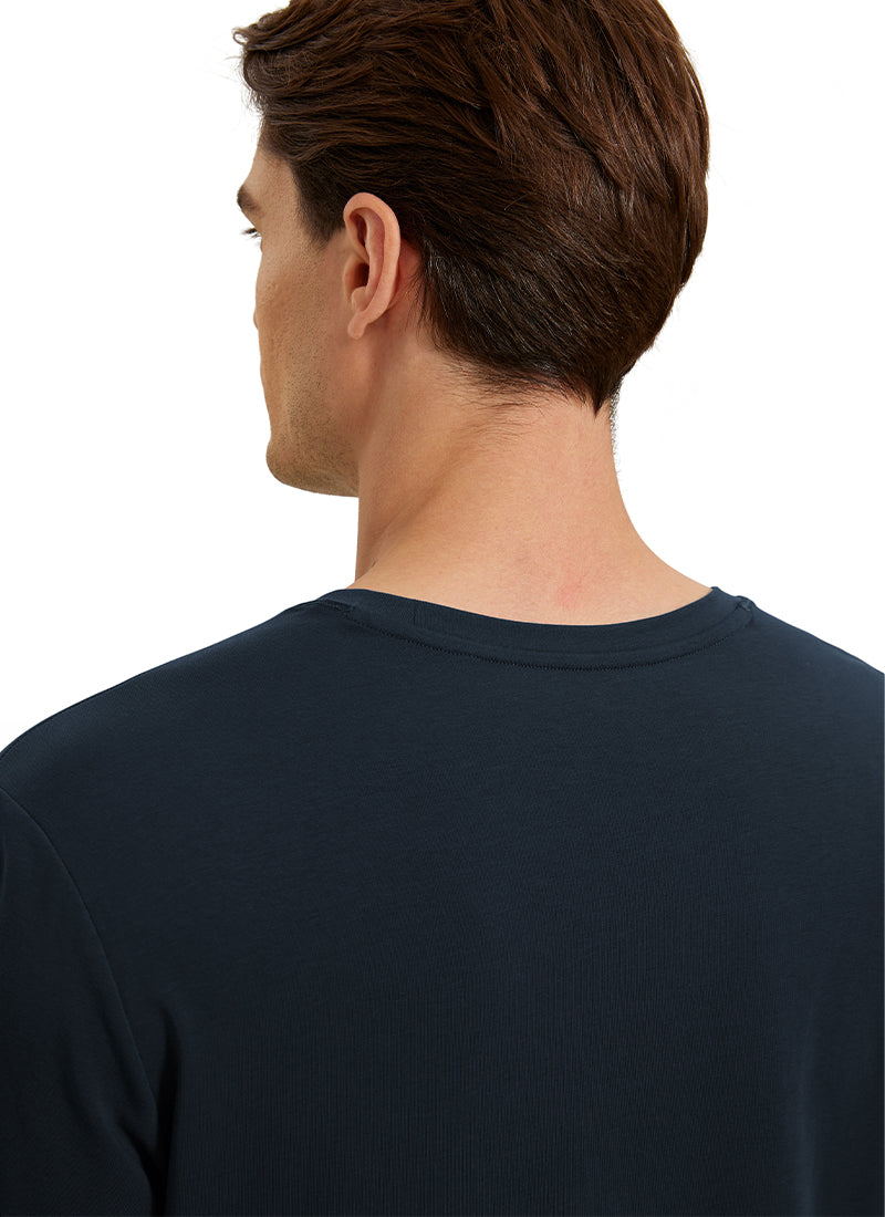 CRZ YOGA Men's Casual Classic Fit  T-Shirts Short Sleeve Crew Neck Mojave Tan