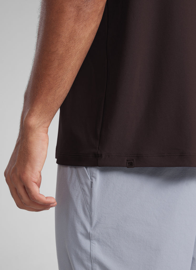 CRZ YOGA Men's Workout Lightweight Athletic Casual Short Sleeve Shirt Hot Fudge Brown