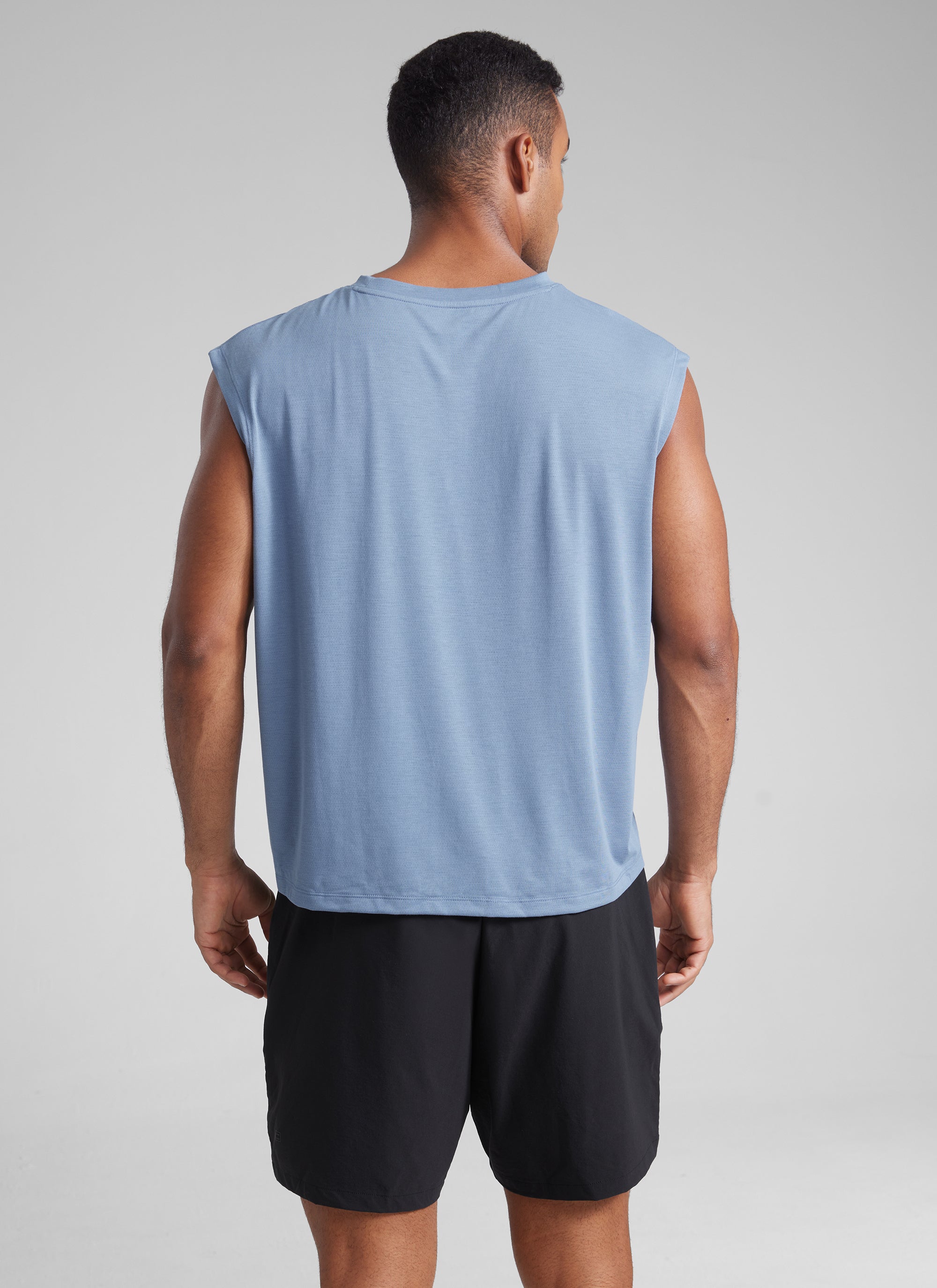 CRZ YOGA Men's Mesh Quick Dry Workout Relaxed Fit Tank Tops Sleeveless True Navy