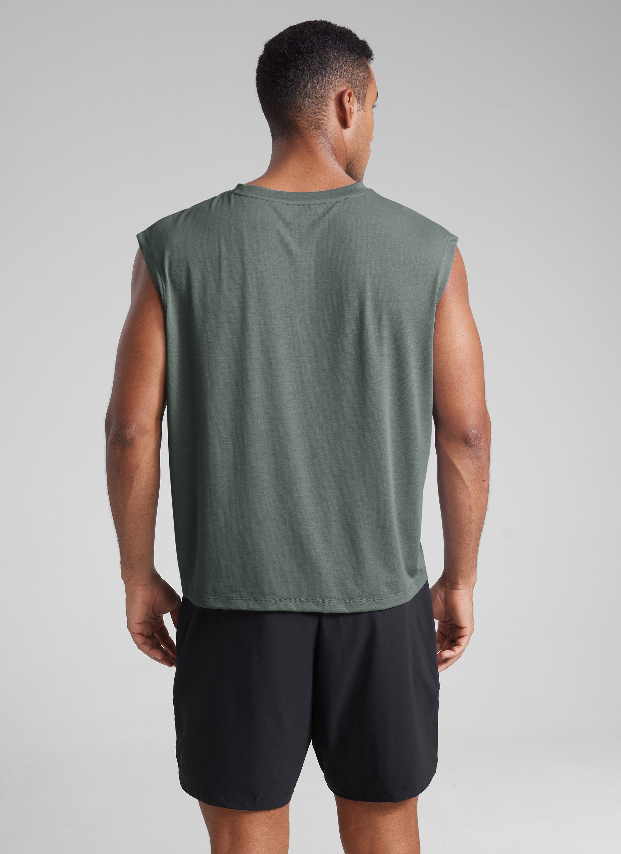 CRZ YOGA Men's Mesh Quick Dry Workout Relaxed Fit Tank Tops Sleeveless Slate Blue