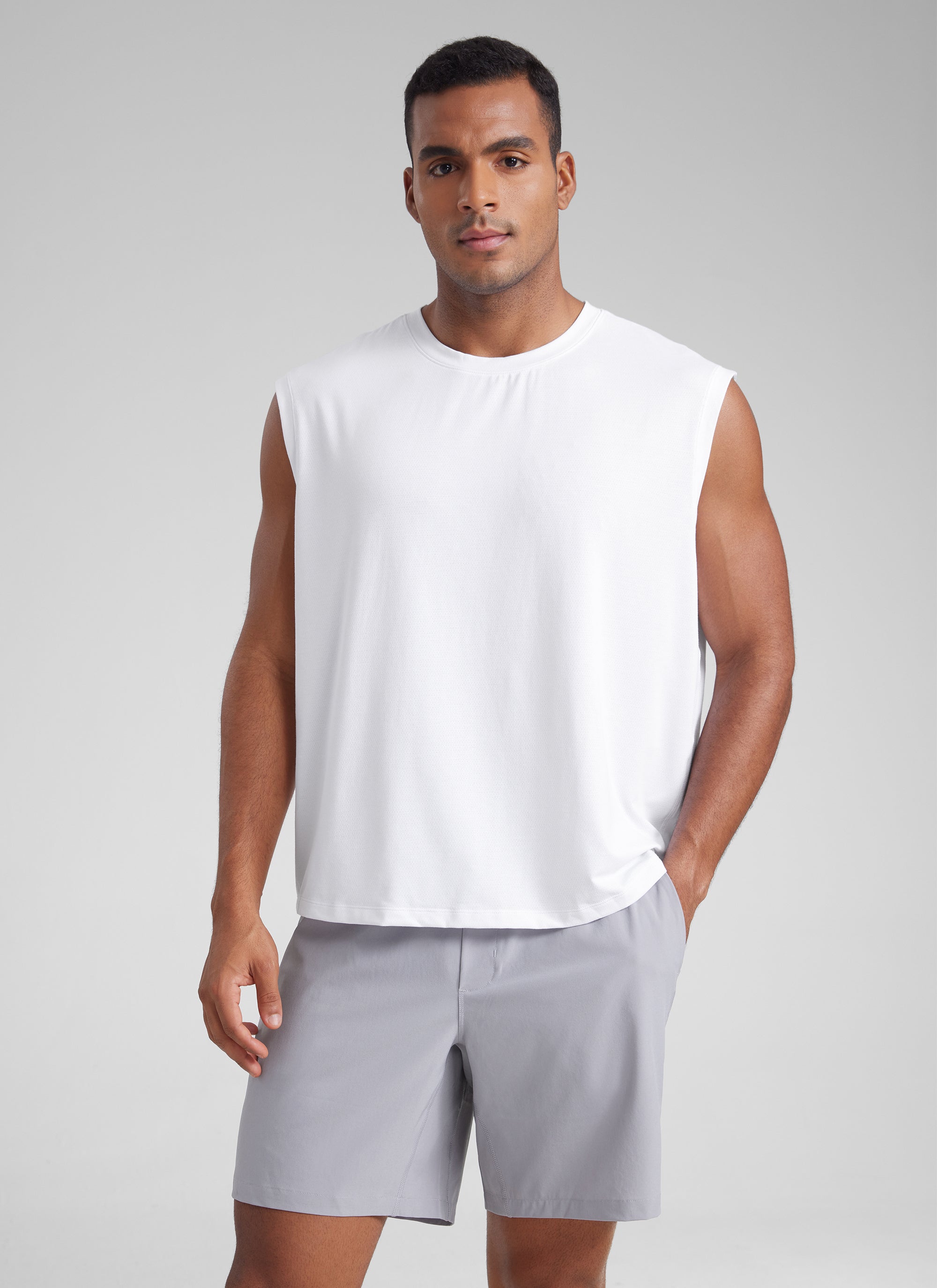 CRZ YOGA Men's Mesh Quick Dry Workout Relaxed Fit Tank Tops Sleeveless White