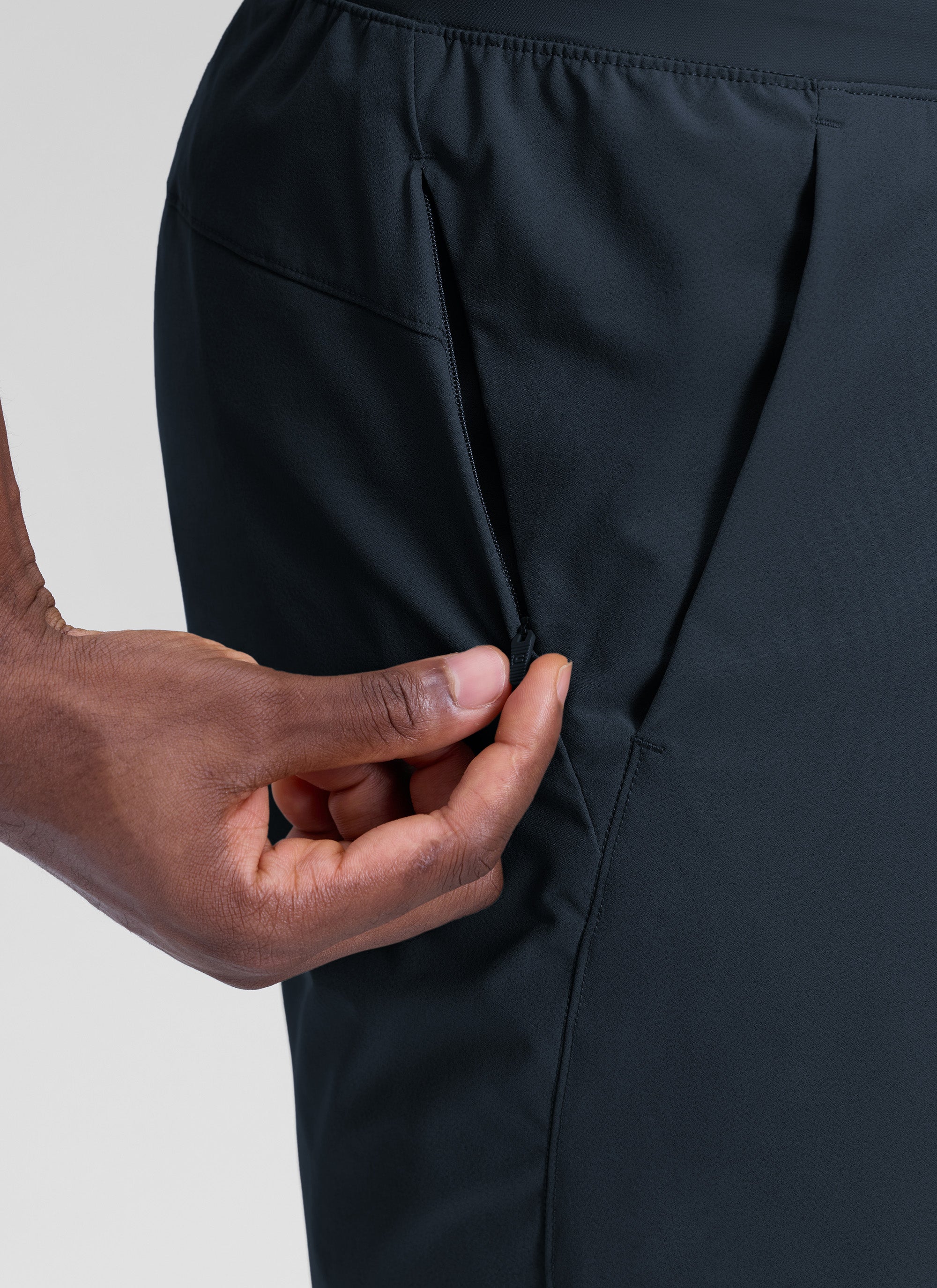 CRZ YOGA Men's Workout Classic FIt Quick Dry Pocket Shorts  7