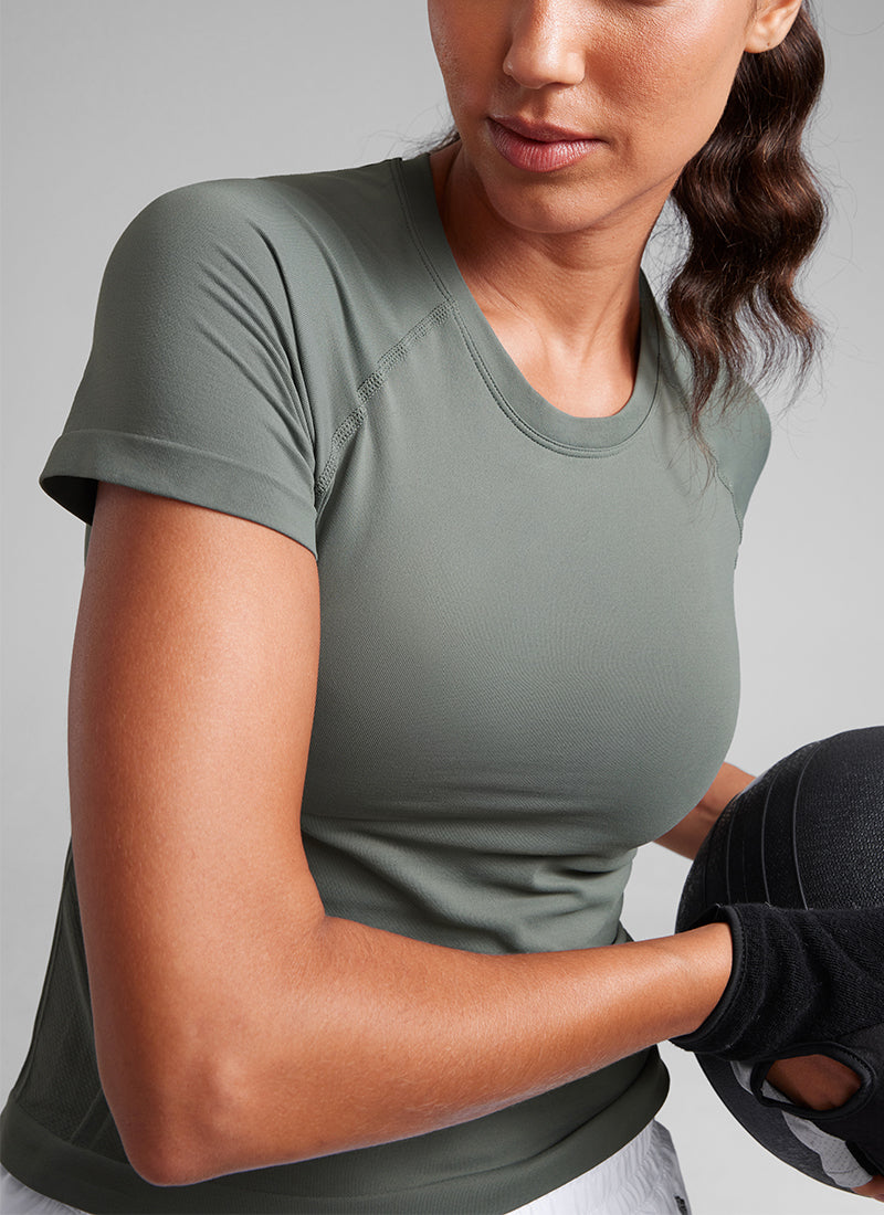 Seamless Crewneck Short Sleeve Shirts Waist Length
