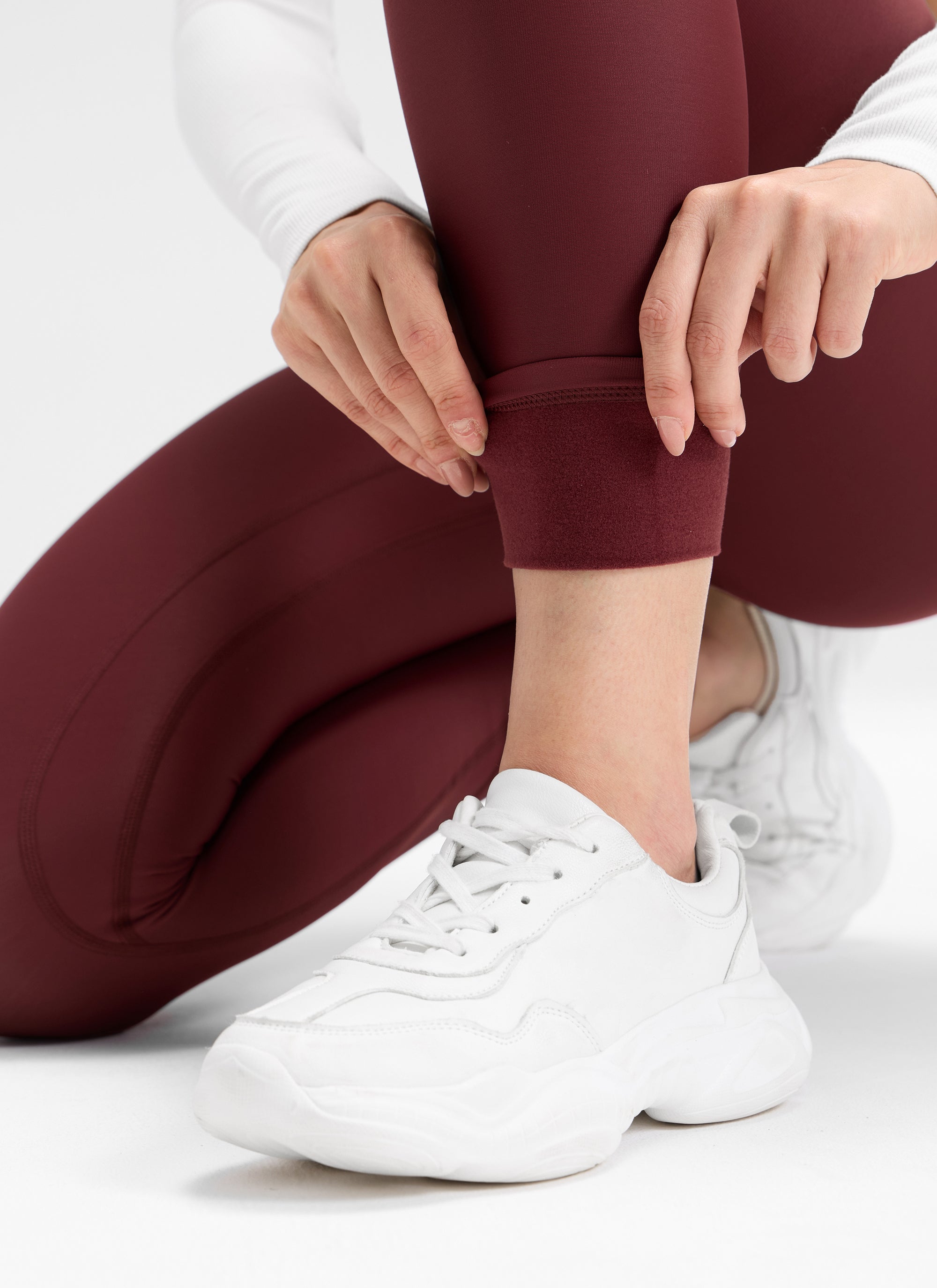 CRZ YOGA Women's Winter High Rise Thermal Fleece Lined Leggings 28'' Mysterious Grey