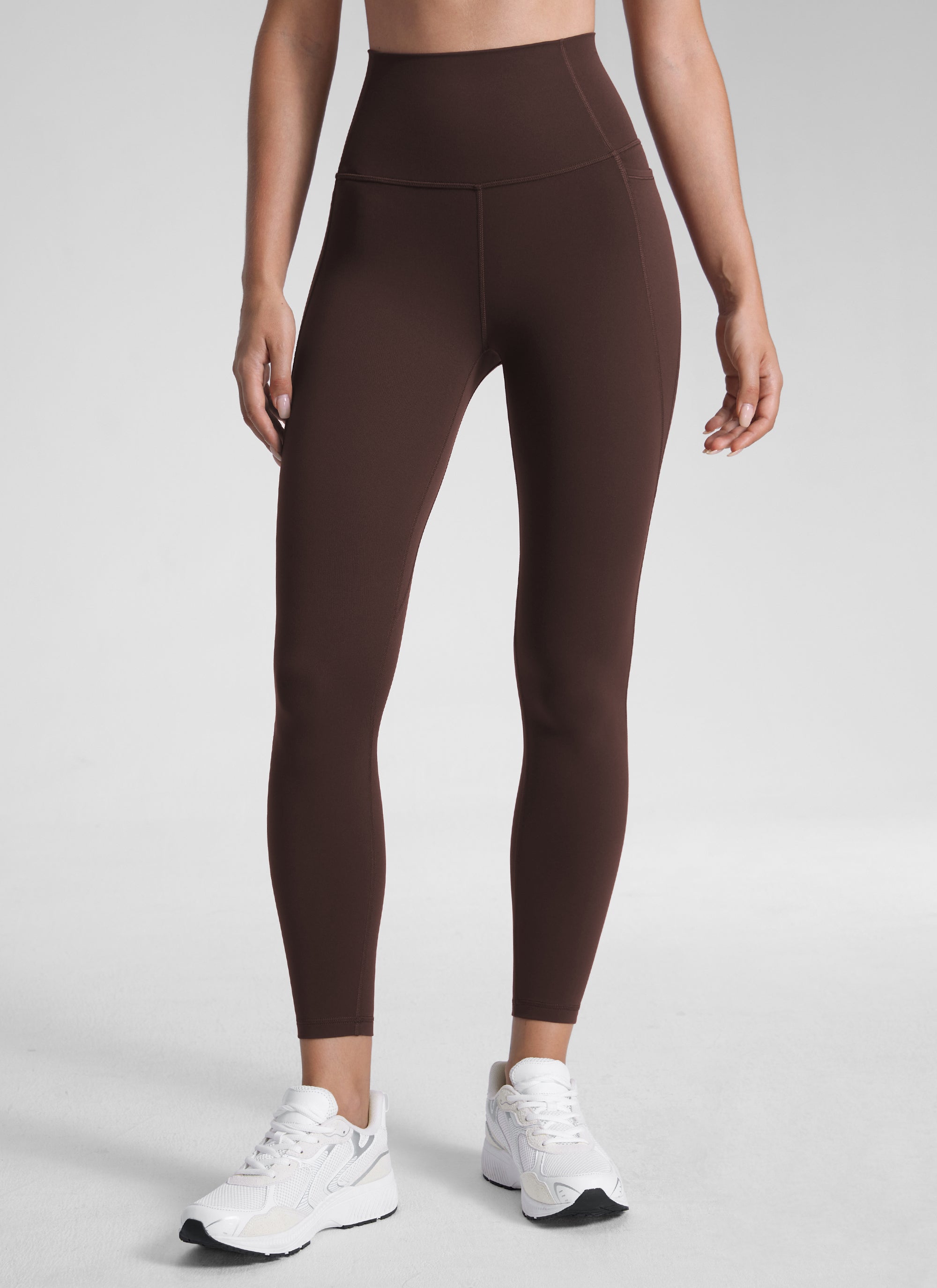 CRZ YOGA Women's Yoga Lounge High Rise Butterluxe Pocket Leggings 25'' Hot Fudge Brown @model_info:Malisa