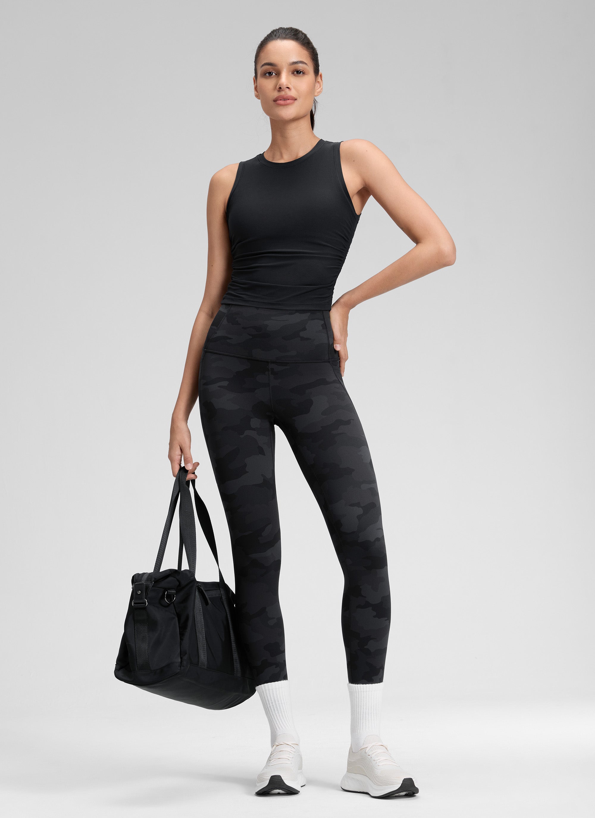 CRZ YOGA Women's Yoga Lounge High Rise Butterluxe Pocket Leggings 25'' Dark Grey Camouflage 2 @model_info:Jenna