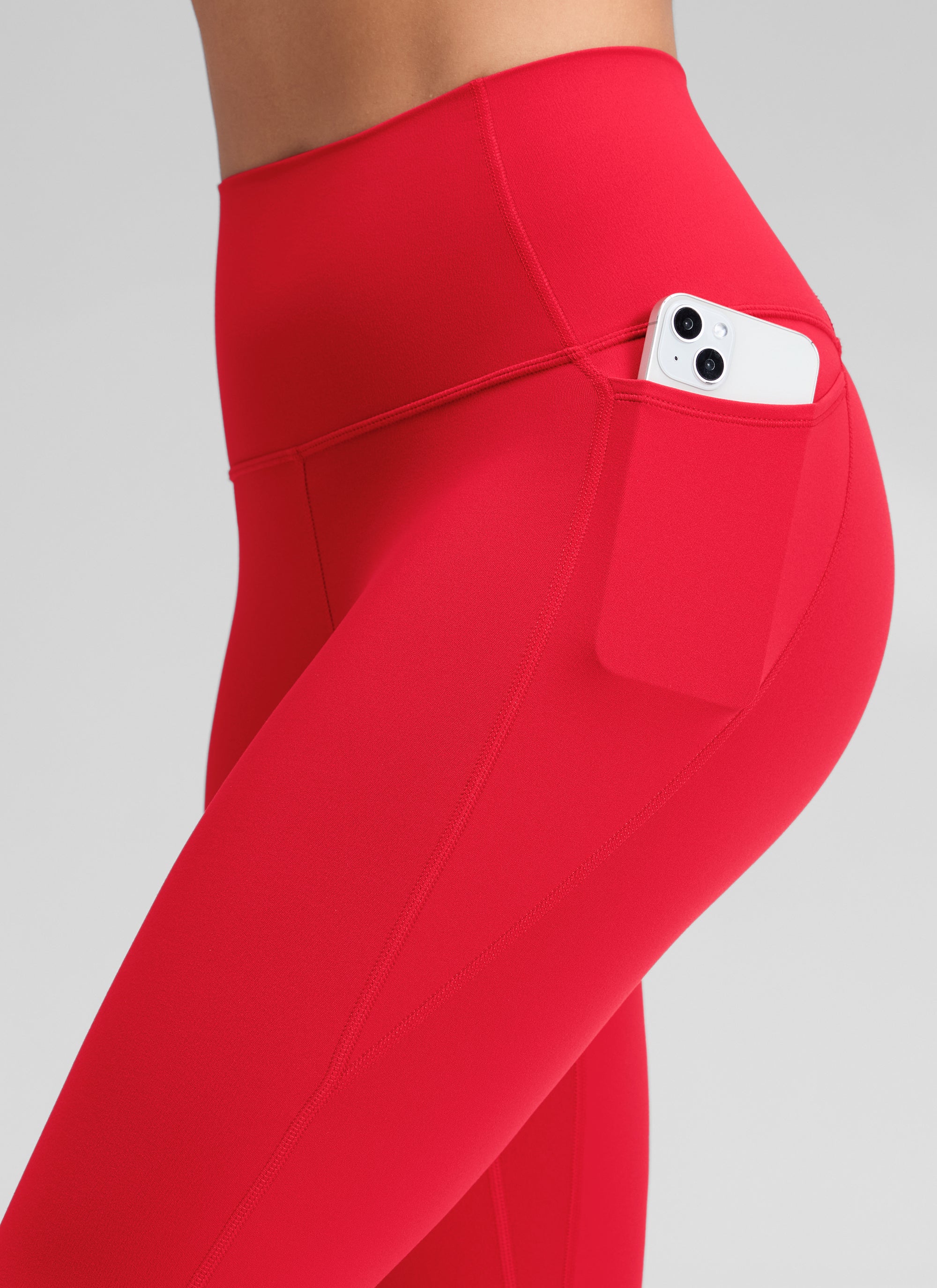 CRZ YOGA Womens Butterluxe High Waist Pockets Capri Leggings 23'' Aurora Red @model_info:Dany