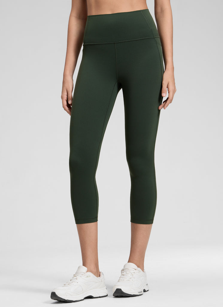 CRZ YOGA Women's Yoga High Rise Butterluxe Capri with Pockets 21'' Hot Fudge Brown