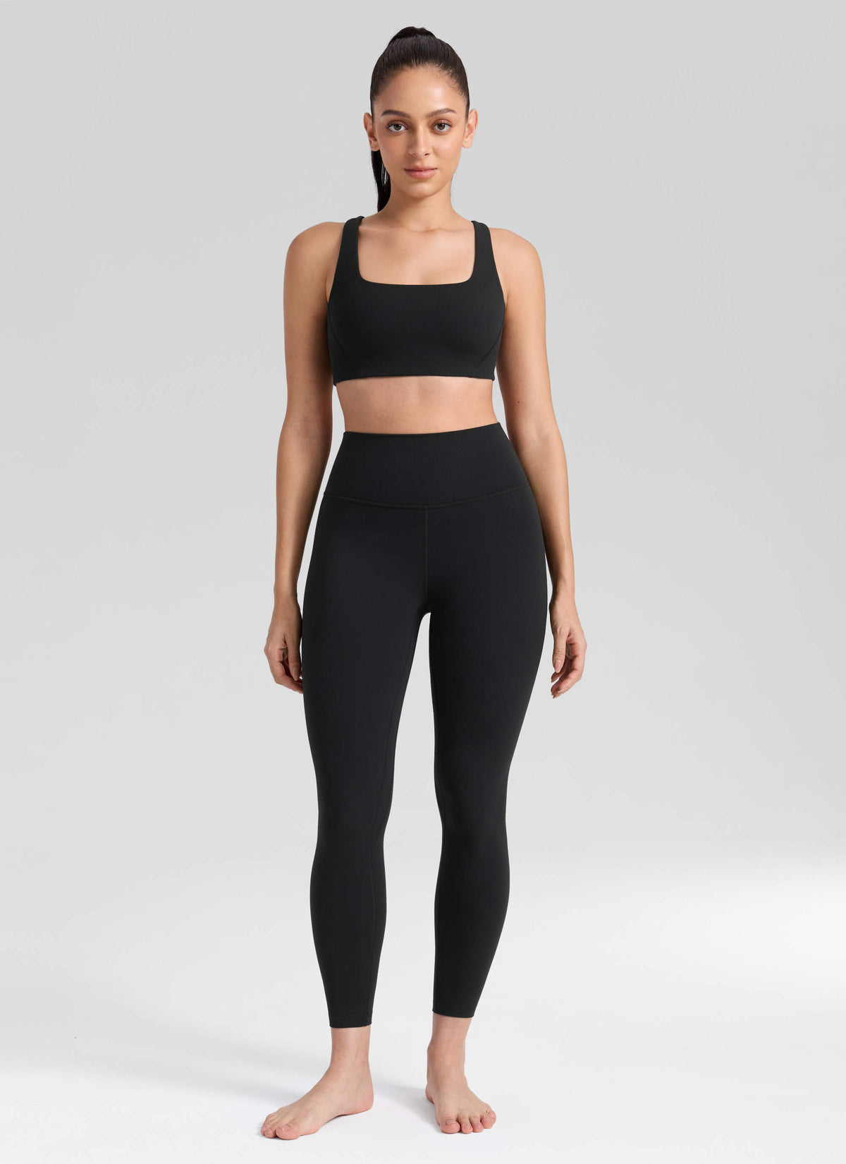 CRZ YOGA Women's Workout High Rise Butterlift Yoga Leggings 25'' Black @model_info:Bruna