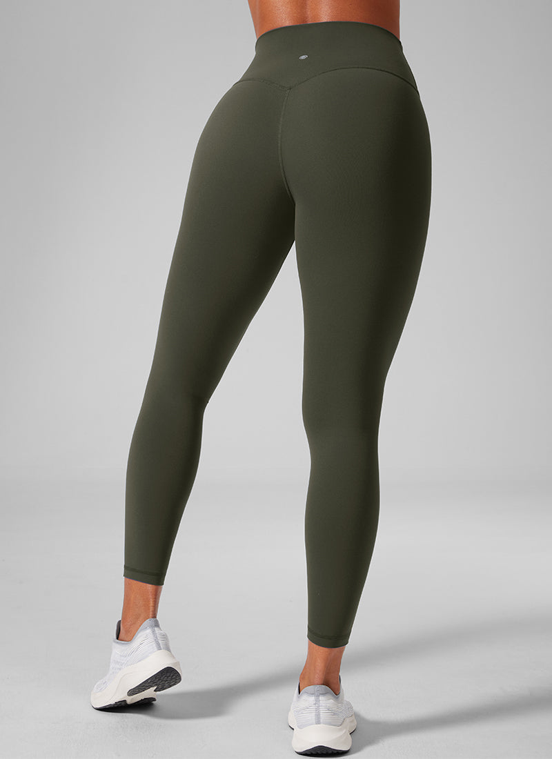 CRZ YOGA Women's Workout High Rise Butterlift Yoga Leggings 25'' Olive Green @model_info:Crystal