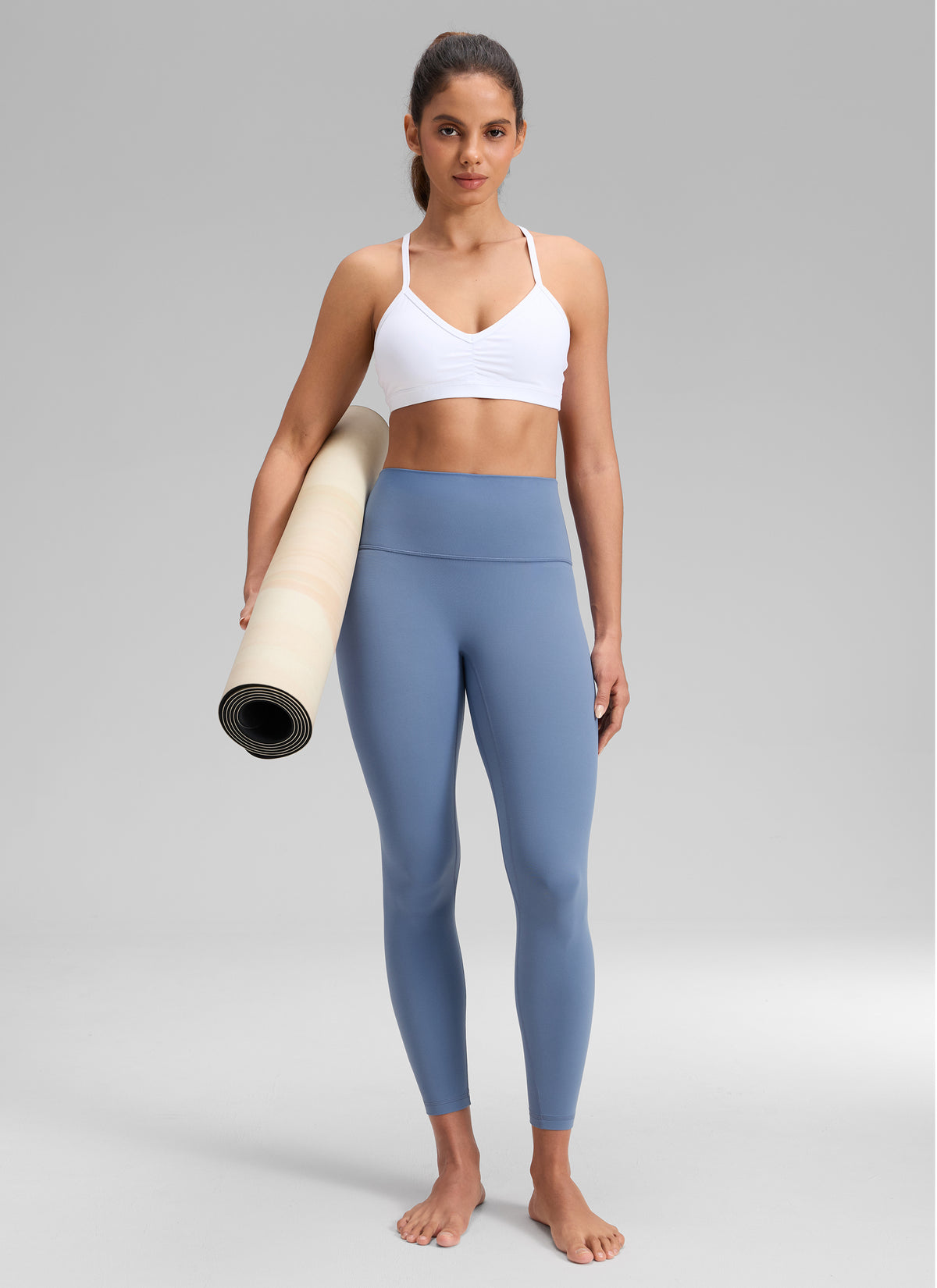 CRZ YOGA Women's Butterluxe Yoga High Rise No Front Seam Legging 25'' Washed Denim @model_info:Dany