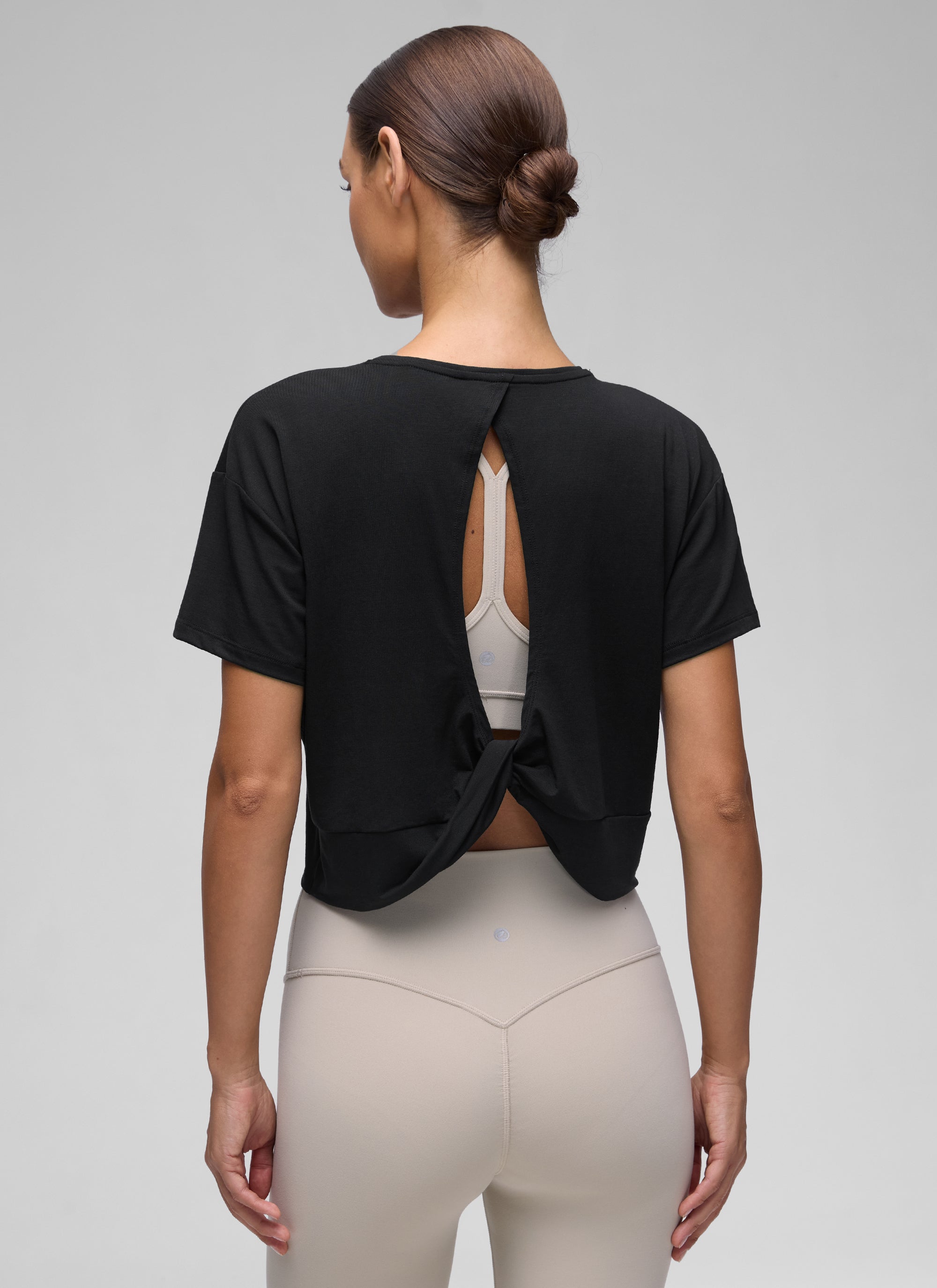 CRZ YOGA Women's Yoga Relaxed Fit Cropped Open Back Short Sleeves Black
