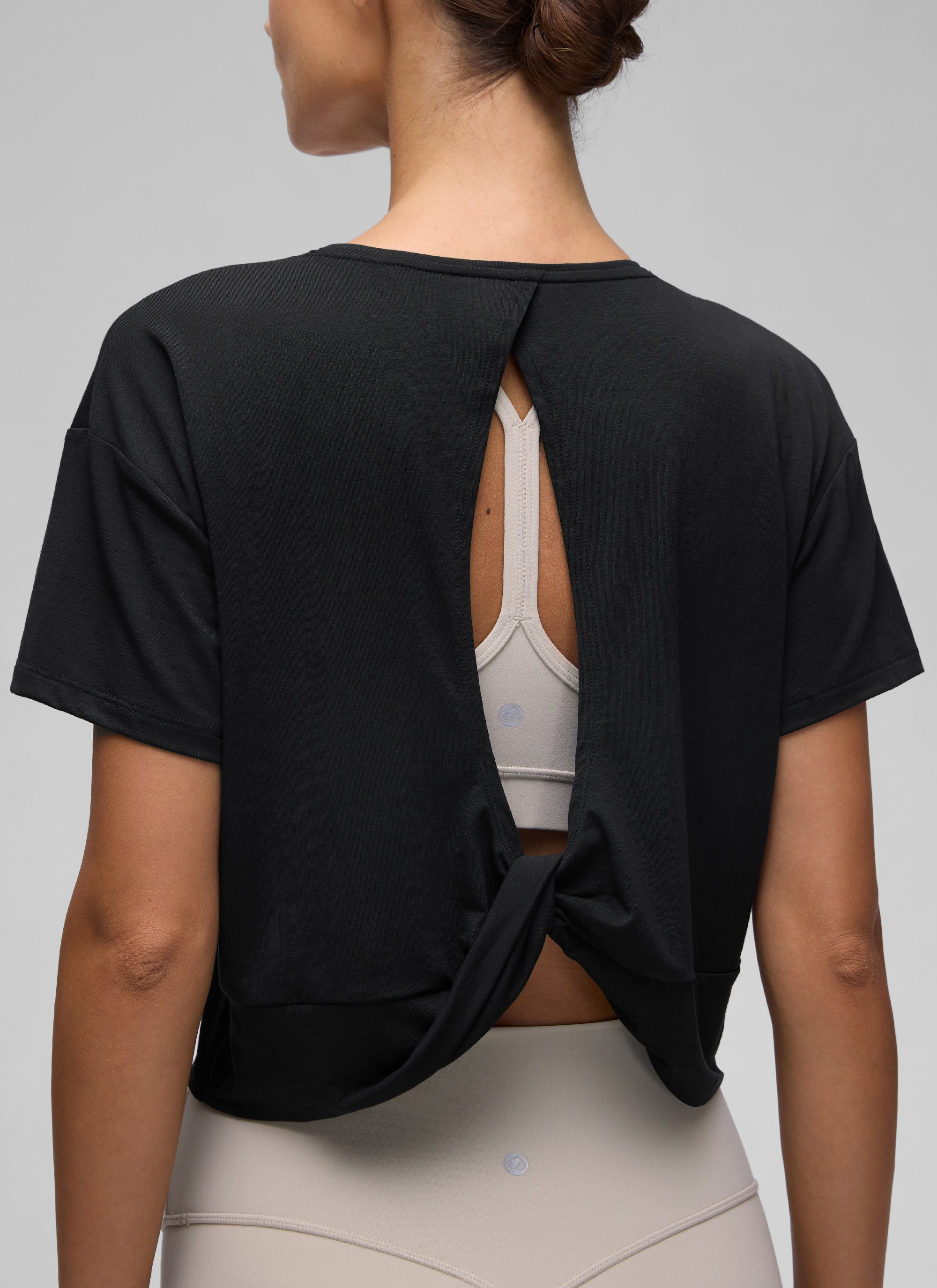 CRZ YOGA Women's Yoga Relaxed Fit Cropped Open Back Short Sleeves Black