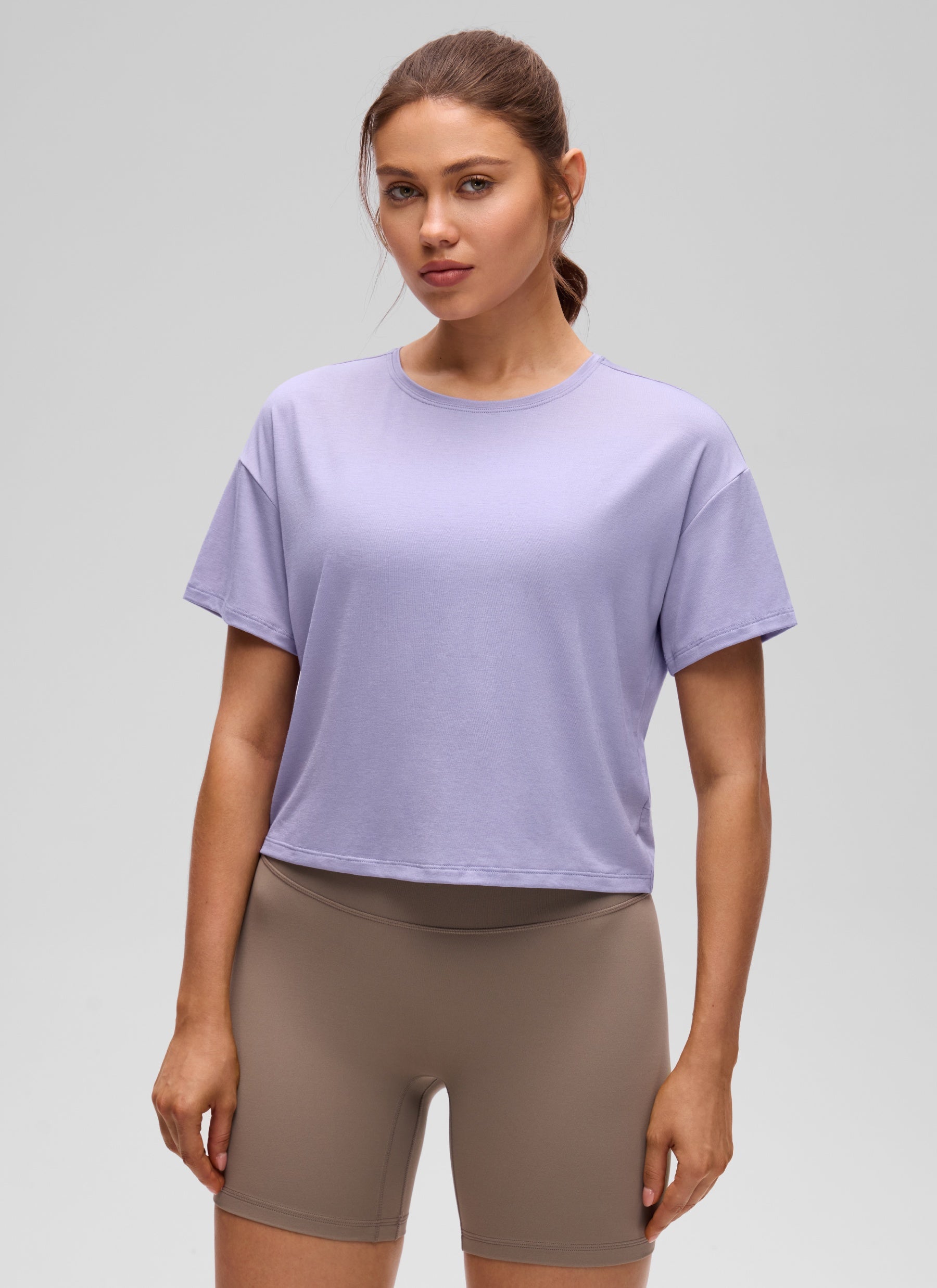 CRZ YOGA Women's Yoga Relaxed Fit Cropped Open Back Short Sleeves Lilac Lavender