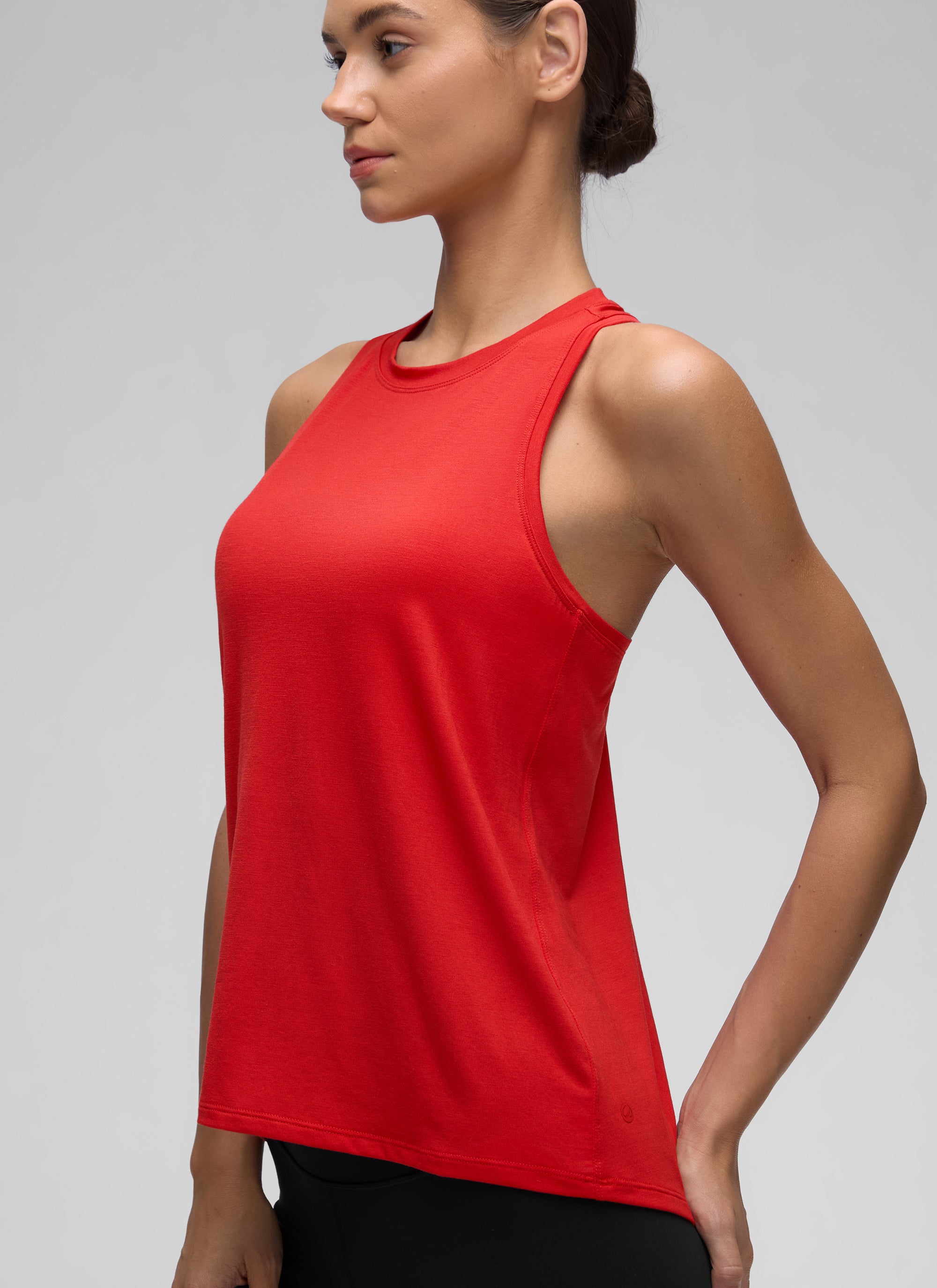 CRZ YOGA Women's Racerback Tank Tops High Crewneck Sleeveless Soft Flowy Deep Red