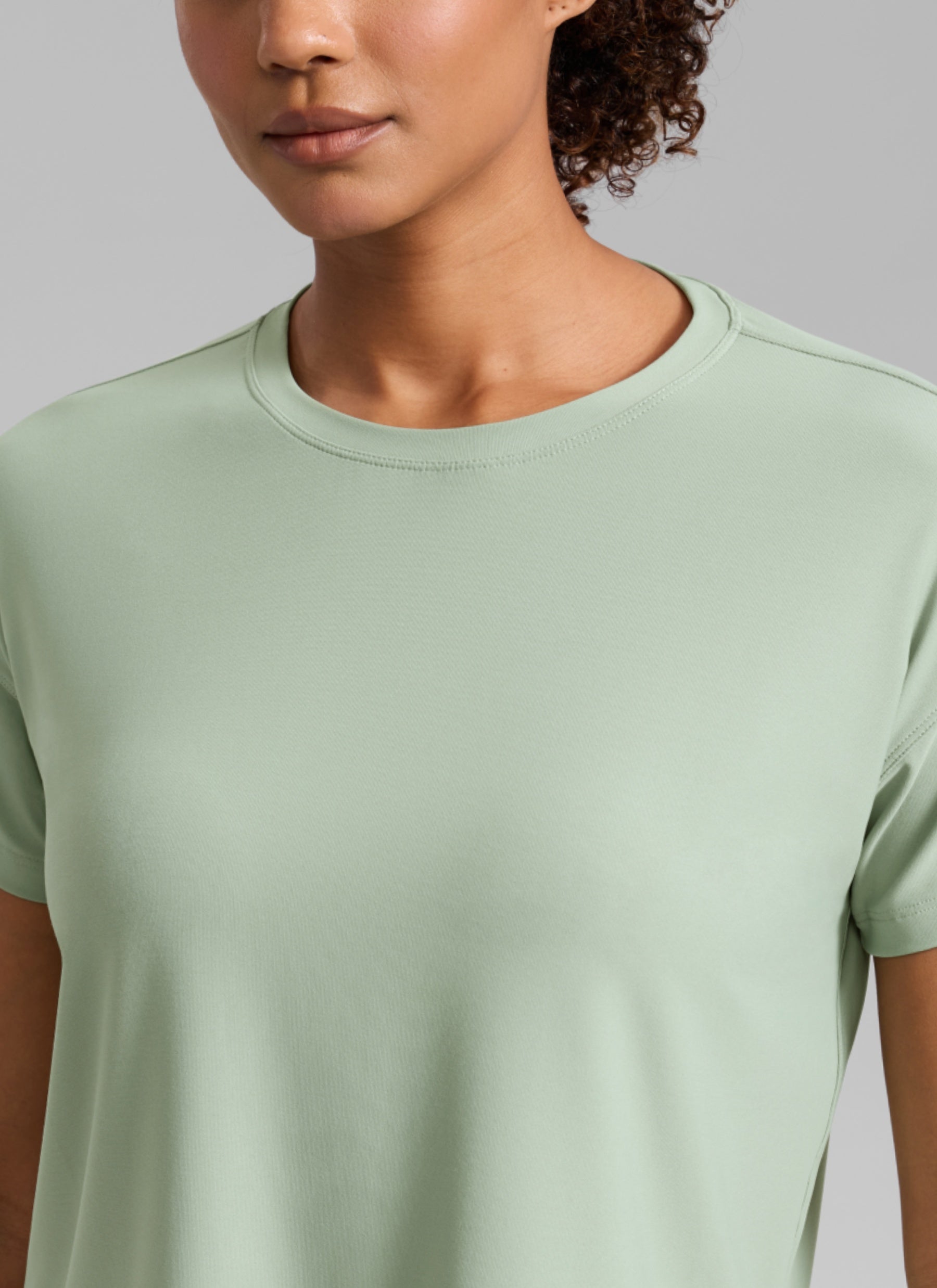 CRZ YOGA Women Cloudweight High Crew Neck Lightweight Loose Short Sleeve Green Palm Court