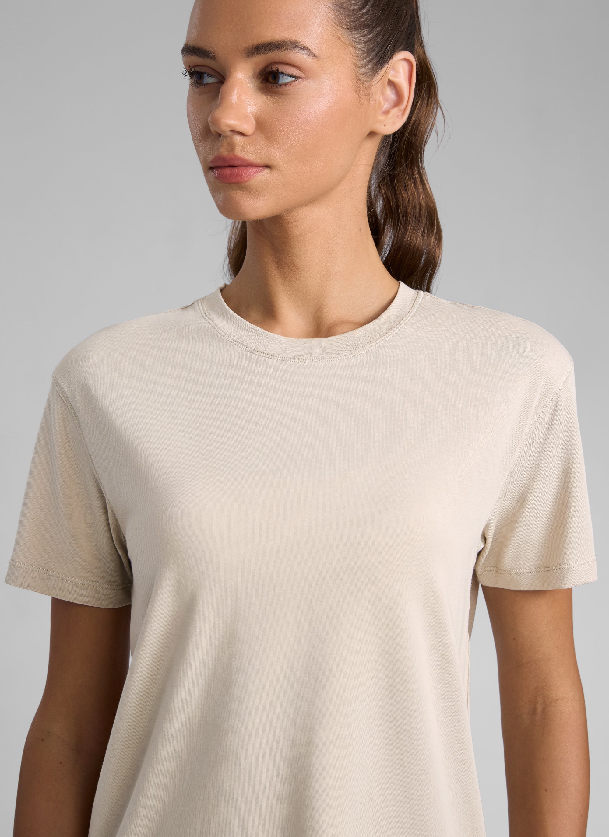 CRZ YOGA Women's Workout Casual Poly Cotton-Blend Short Sleeve Mojave Tan