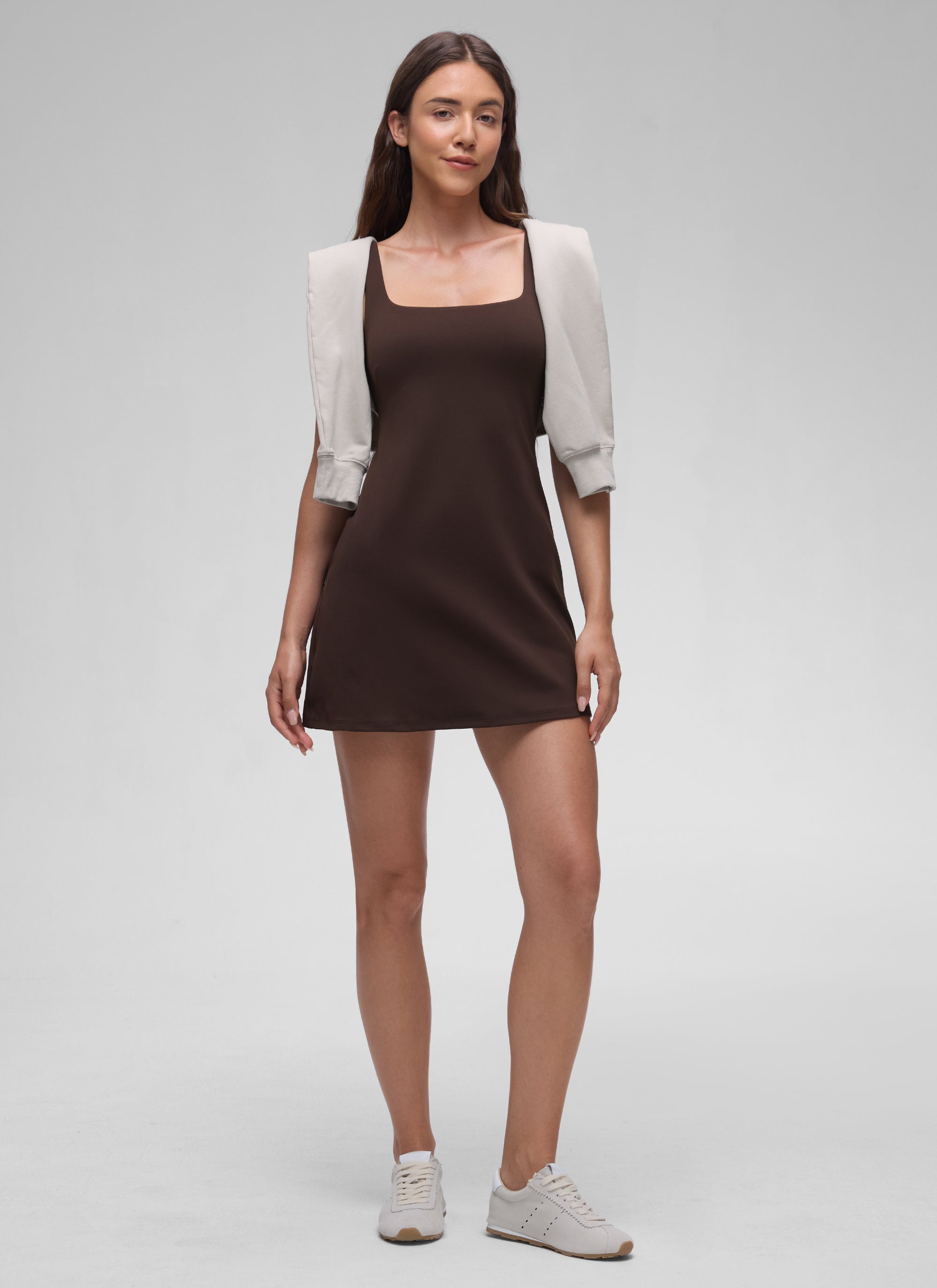 CRZ YOGA Women Butterluxe Square Neck Shelf Bra Tennis Dresses A line Hot Fudge Brown @model_info:Malisa