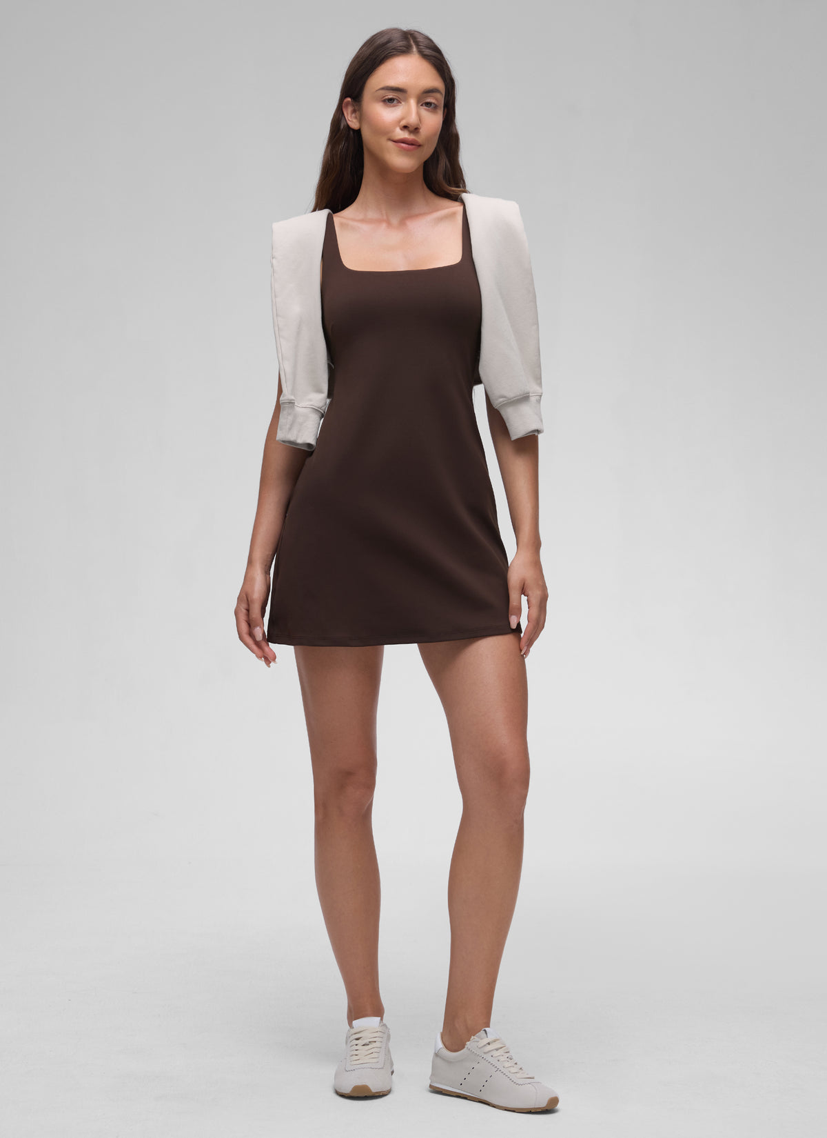 CRZ YOGA Women Butterluxe Square Neck Shelf Bra Tennis Dresses A line Hot Fudge Brown @model_info:Malisa