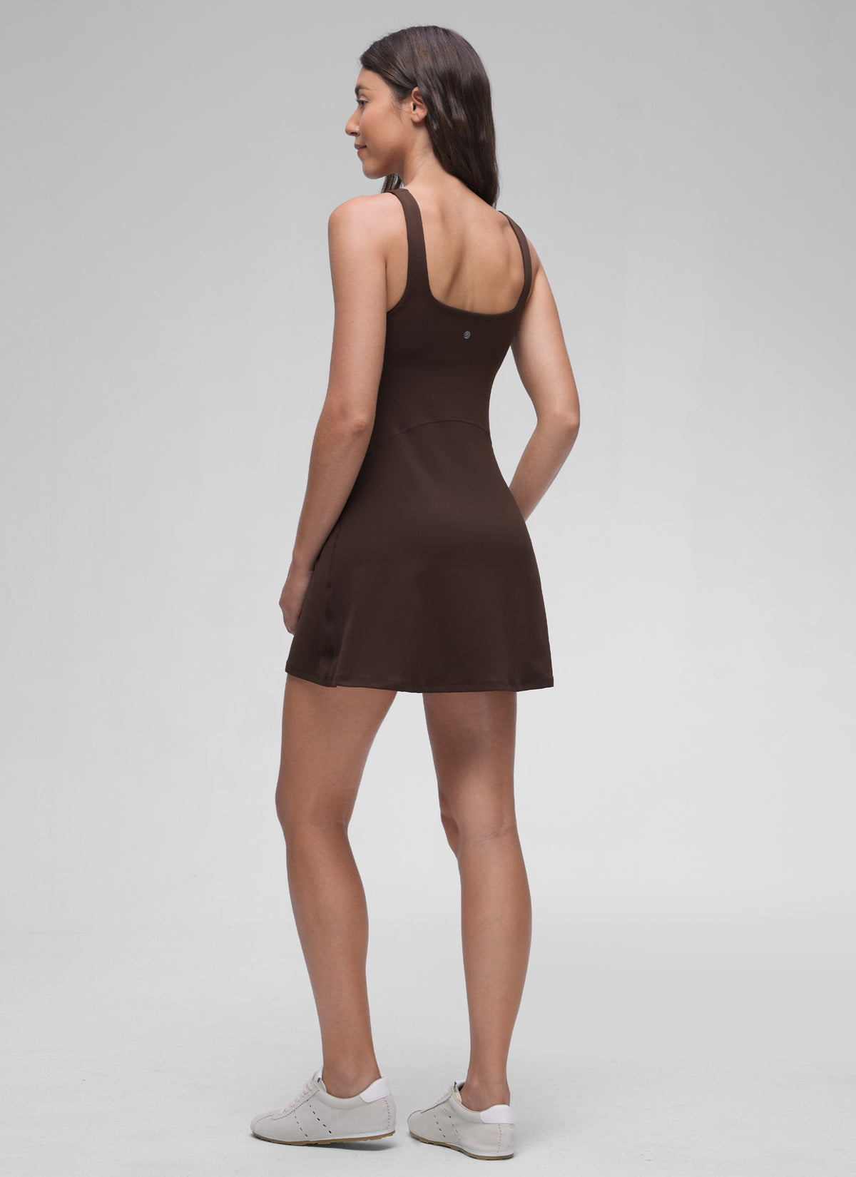 CRZ YOGA Women Butterluxe Square Neck Shelf Bra Tennis Dresses A line Hot Fudge Brown @model_info:Malisa